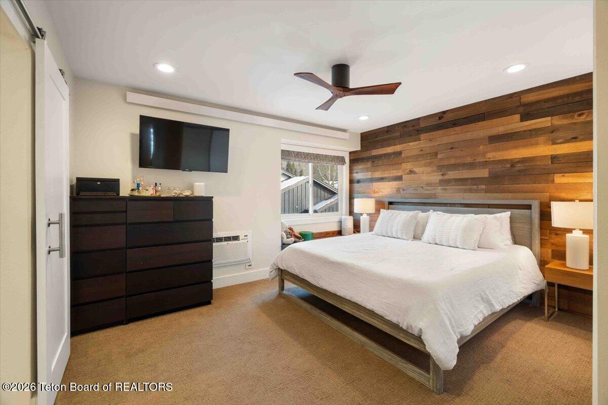 804 POWDERHORN LANE C