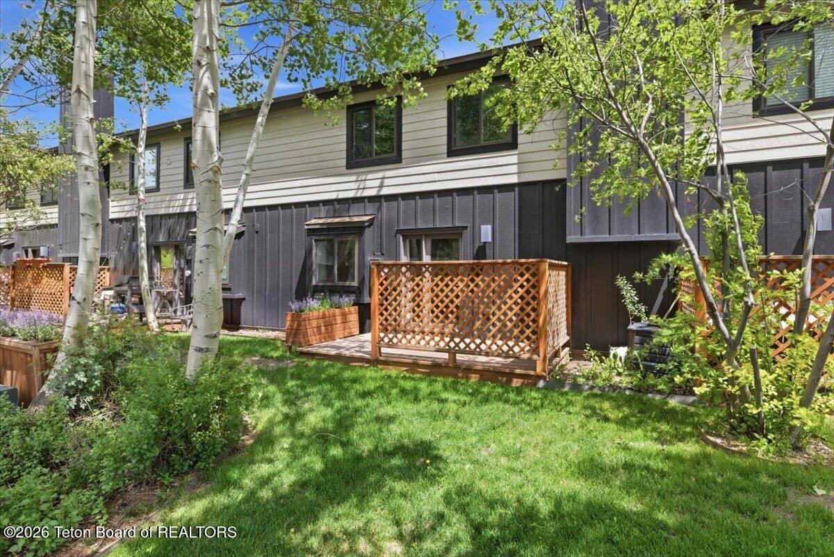 804 POWDERHORN LANE C