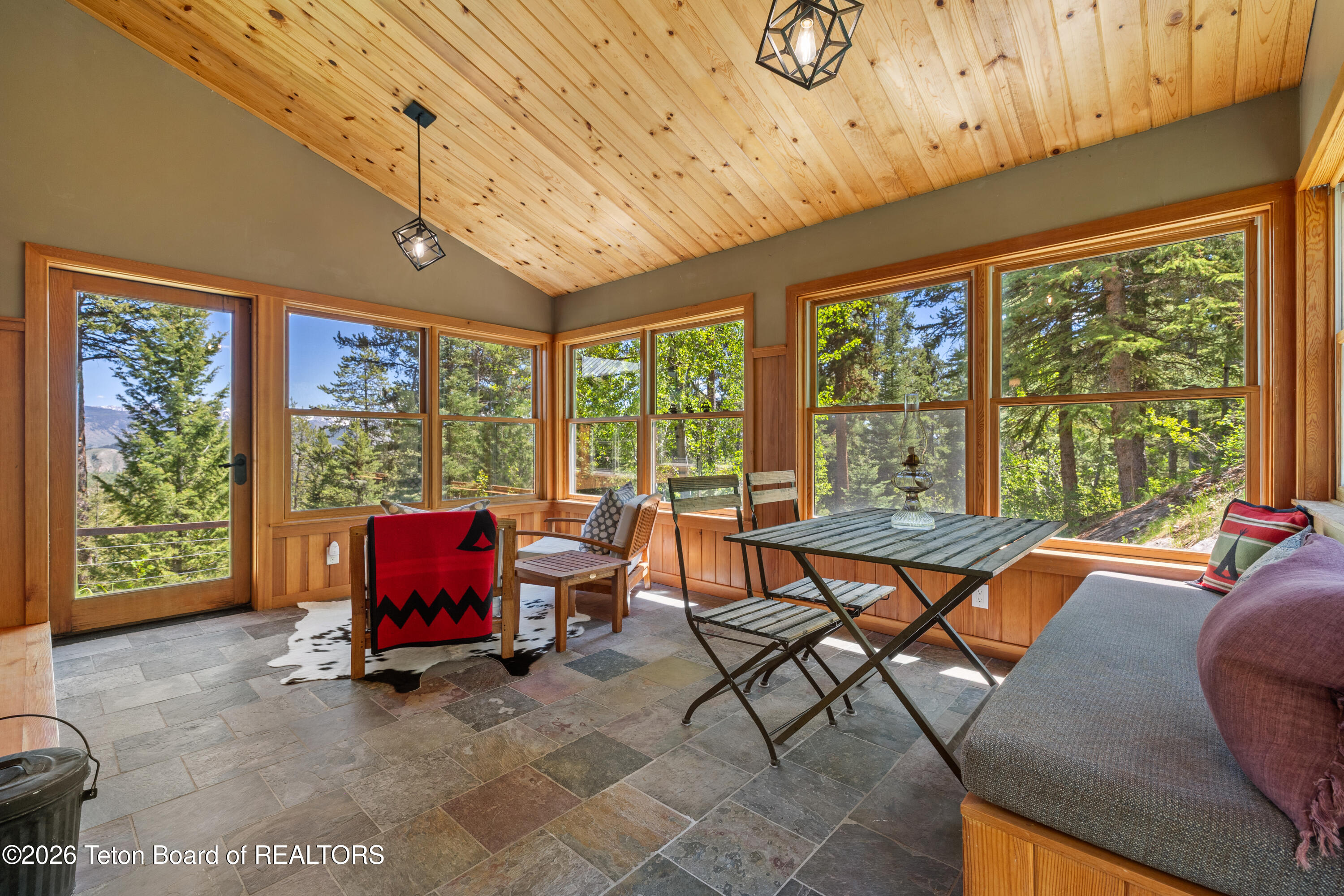 6640 W LUPINE Trail