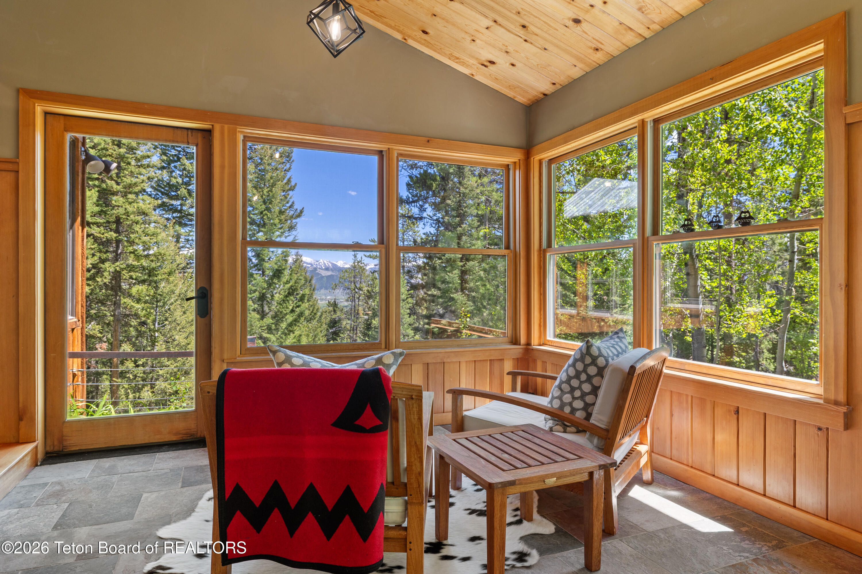 6640 W LUPINE Trail