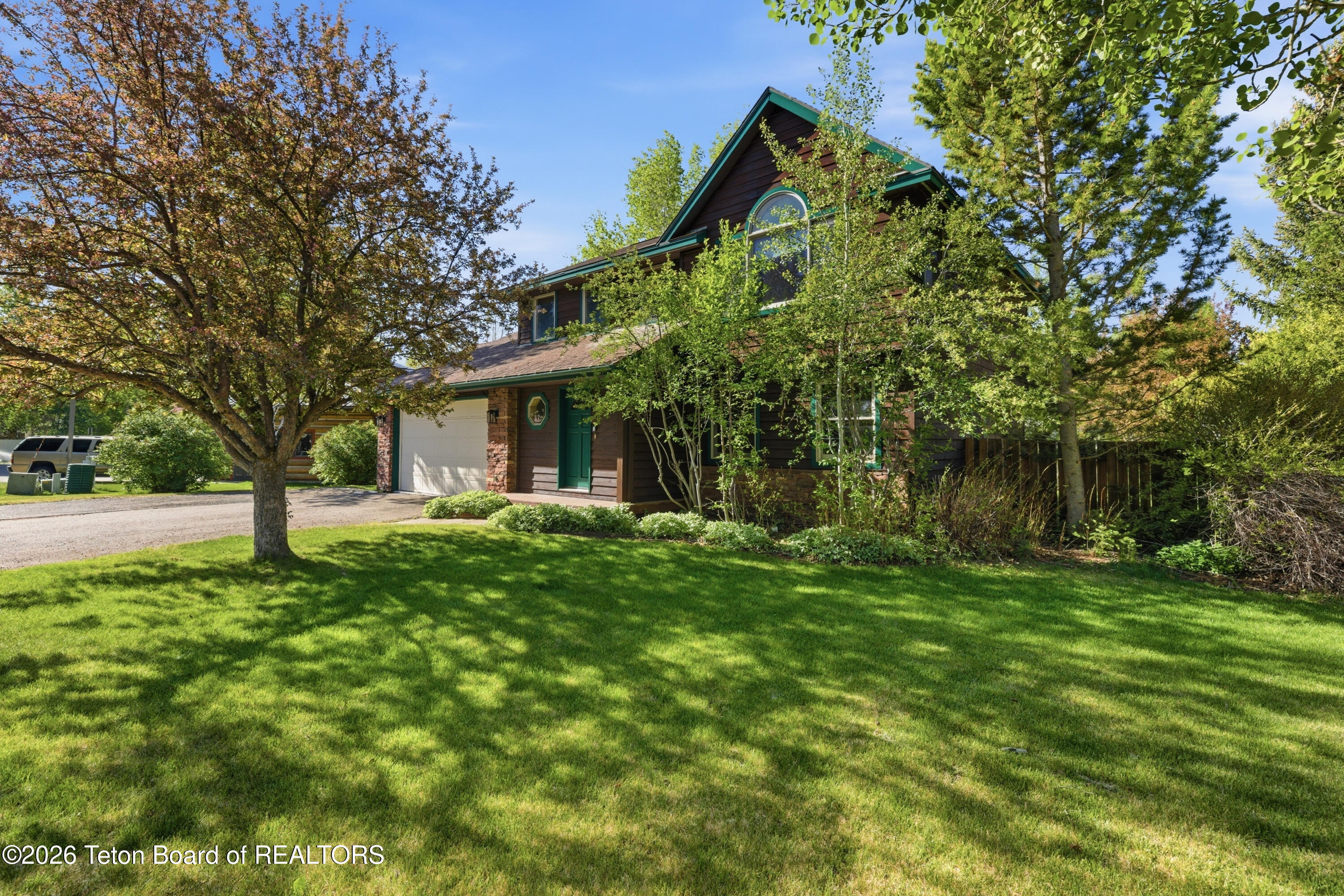 3017 RANGEVIEW Drive