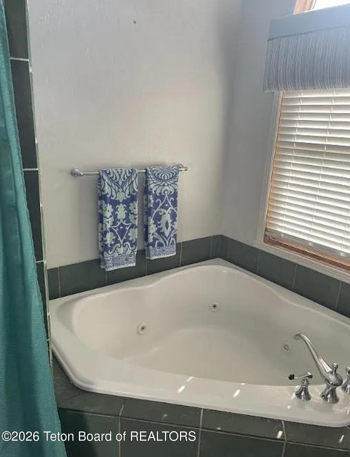 3017 RANGEVIEW Drive