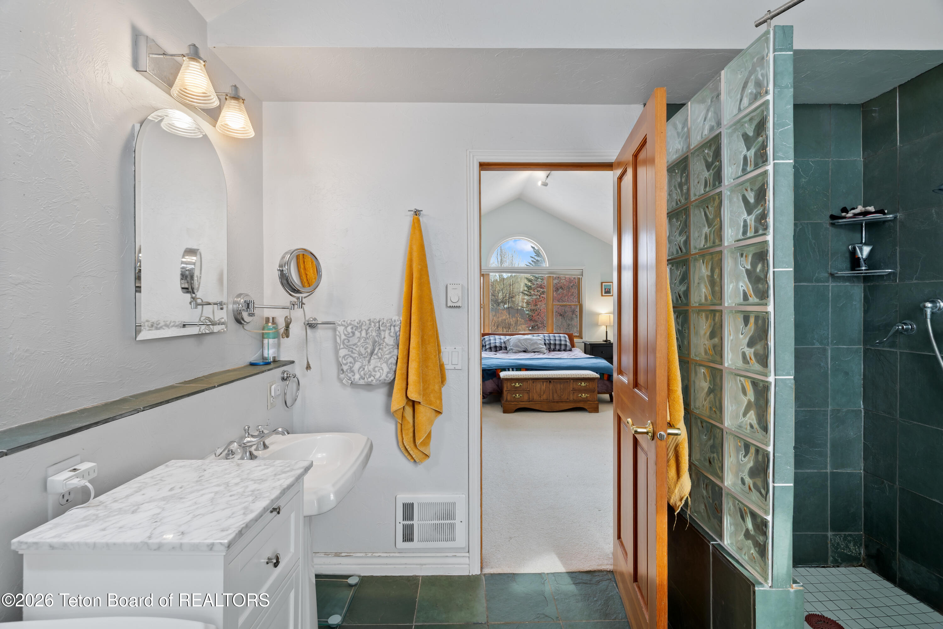 3017 RANGEVIEW Drive