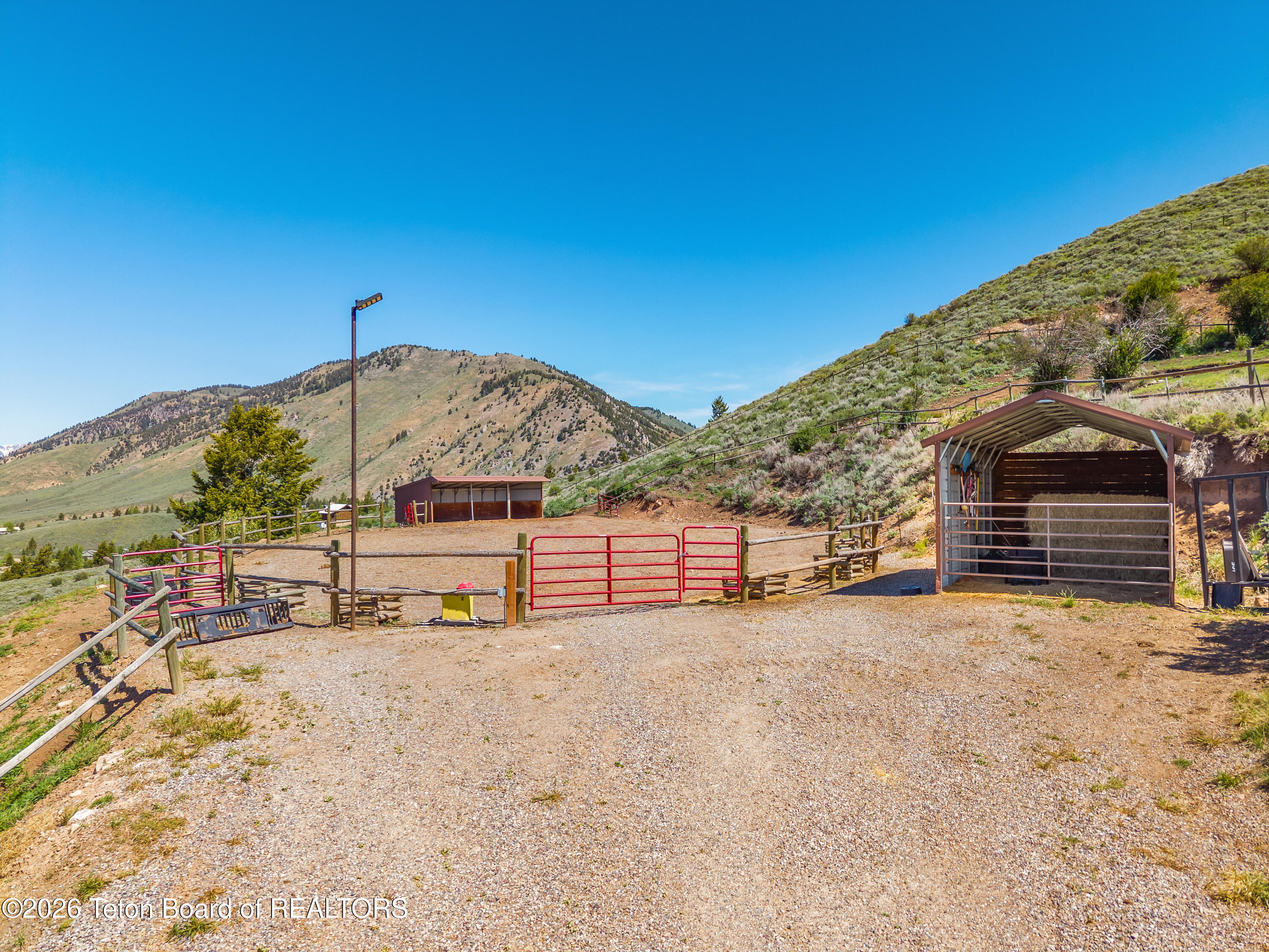 2490 E BONTE Road