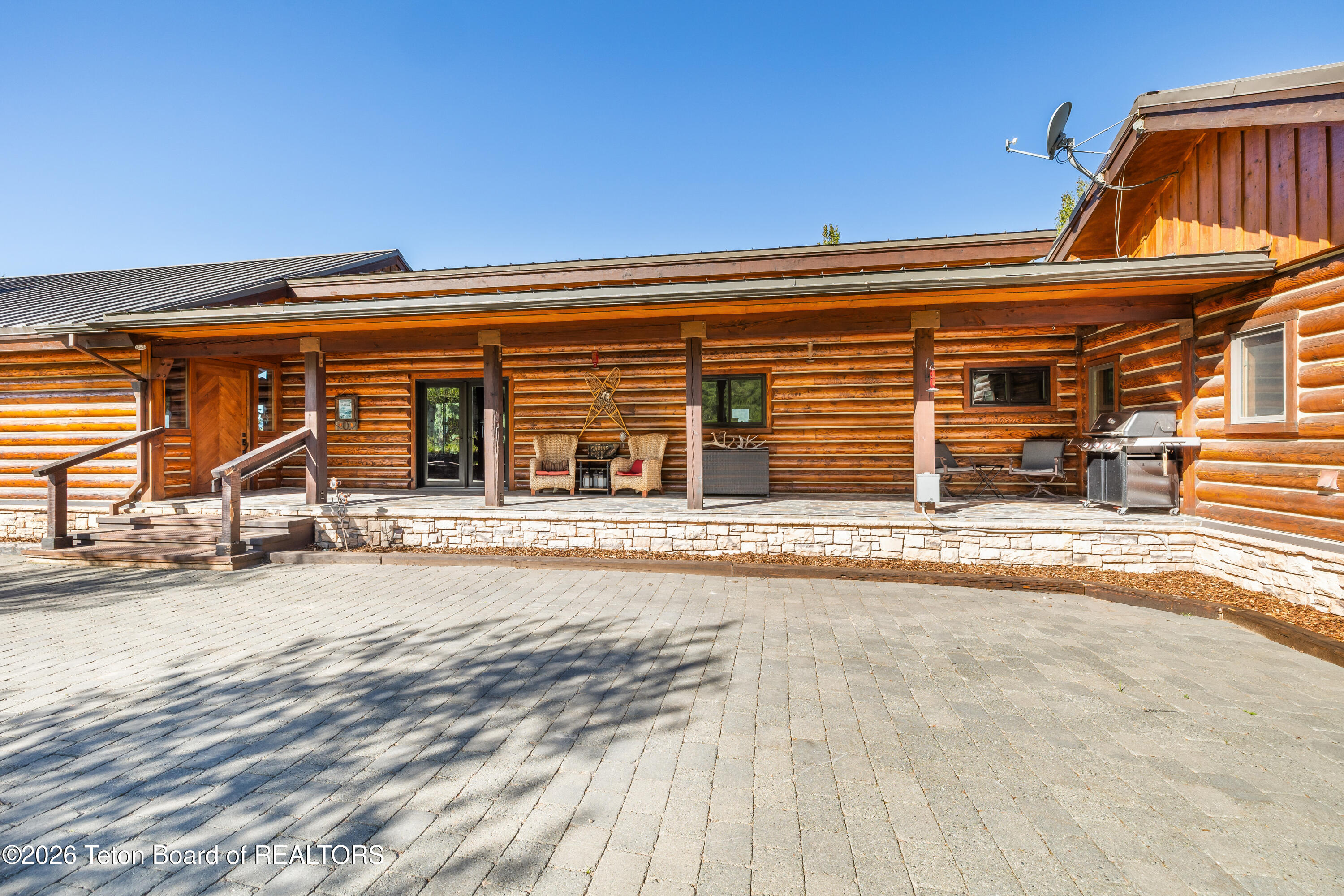 2490 E BONTE Road