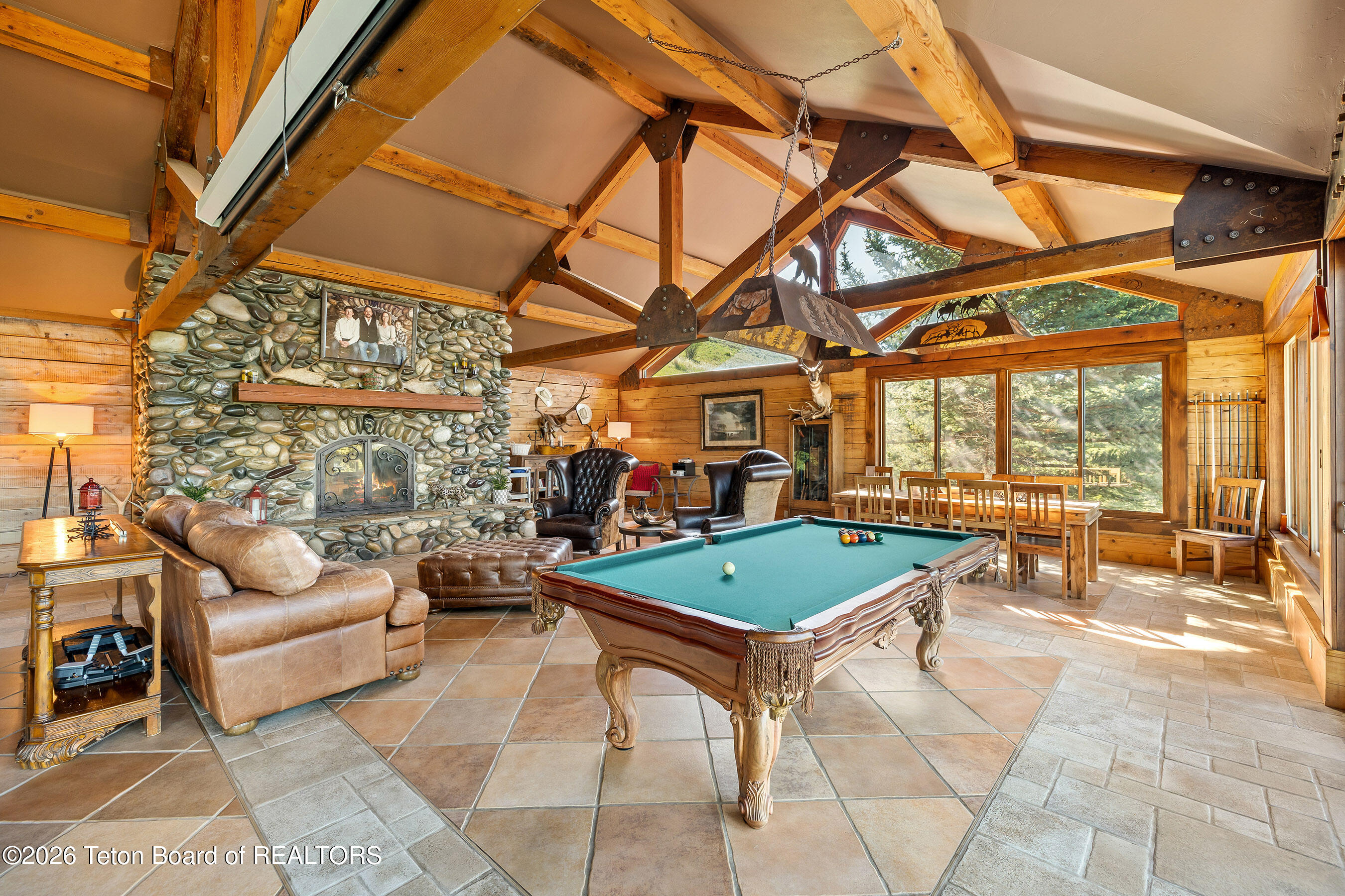 2490 E BONTE Road