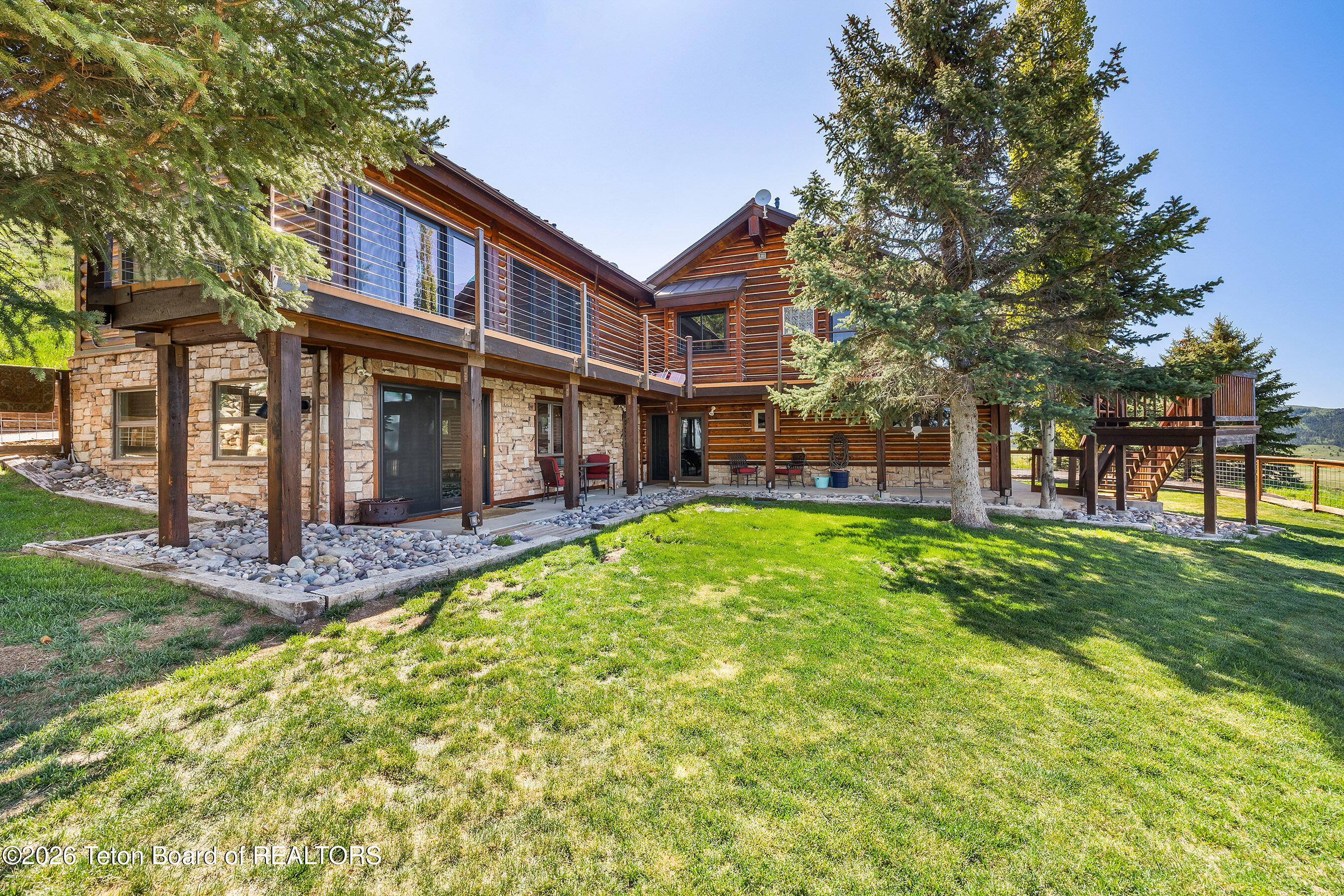 2490 E BONTE Road