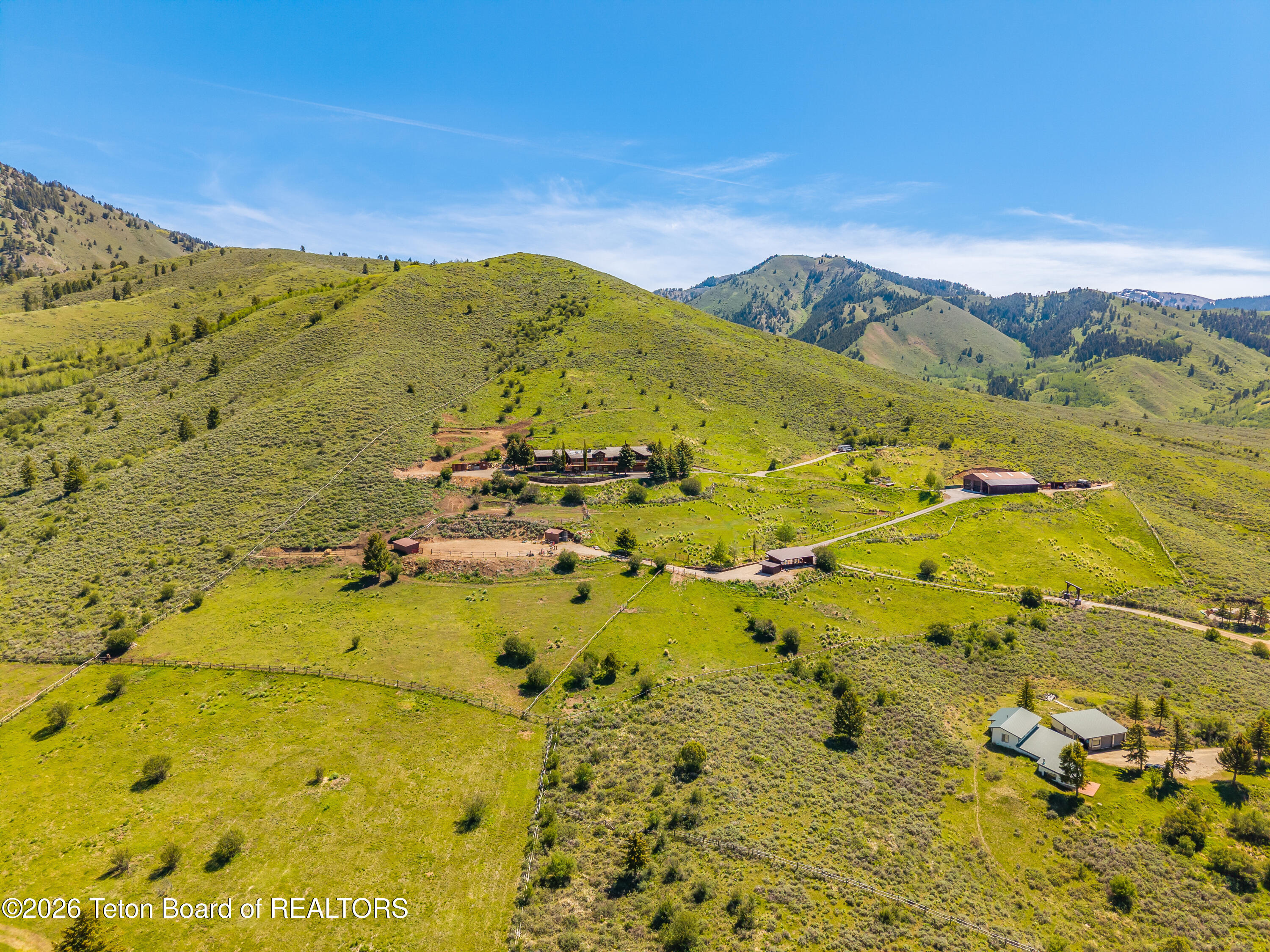2490 E BONTE Road