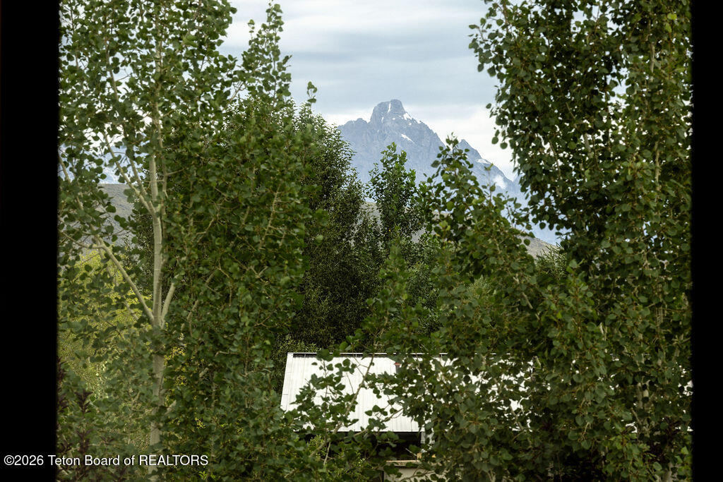 765 TETON LANDING Lane