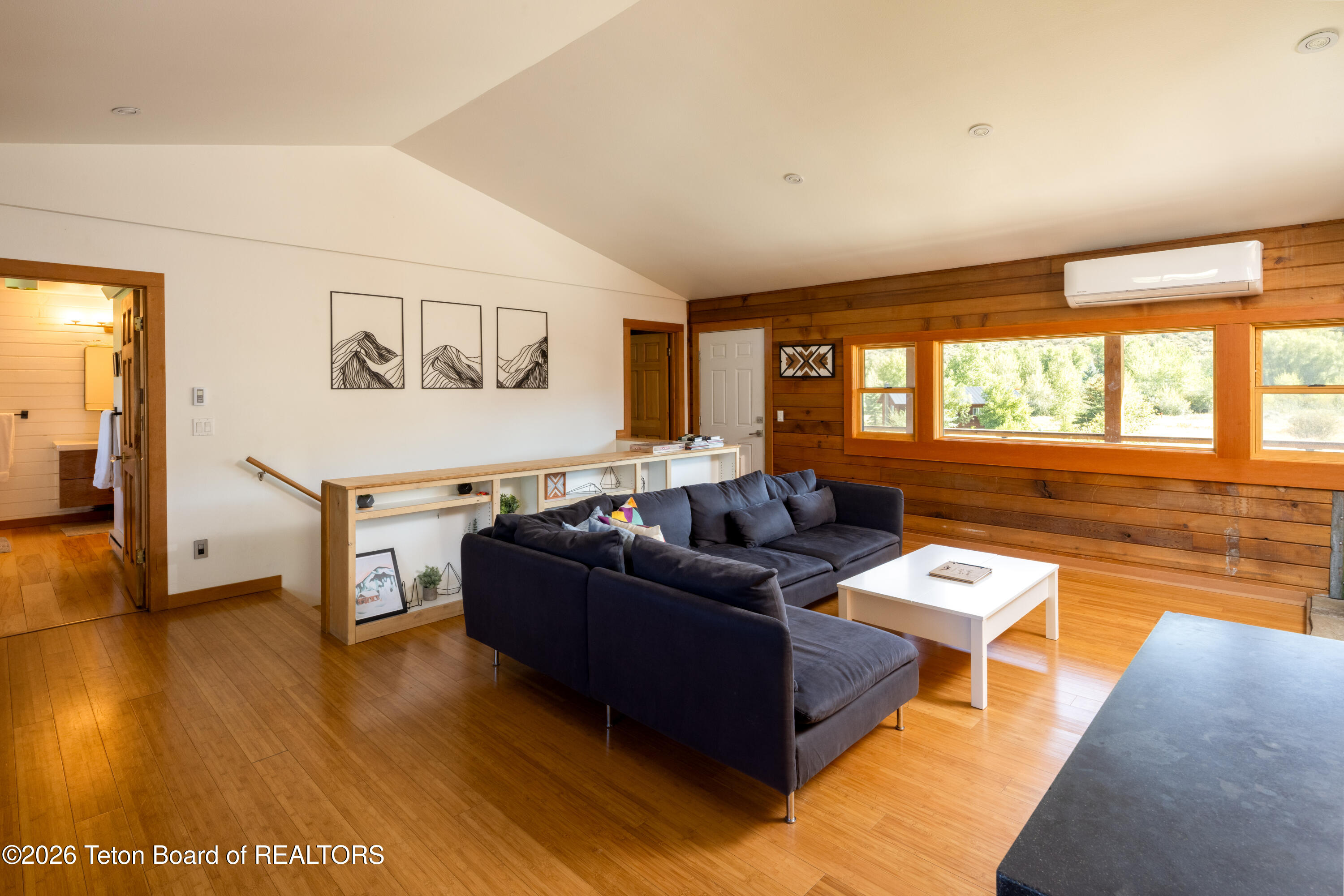 1135 TAYLOR MTN Drive