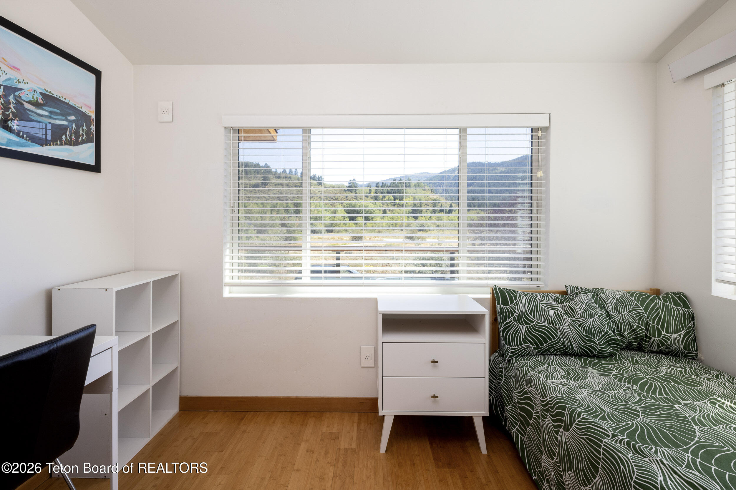 1135 TAYLOR MTN Drive