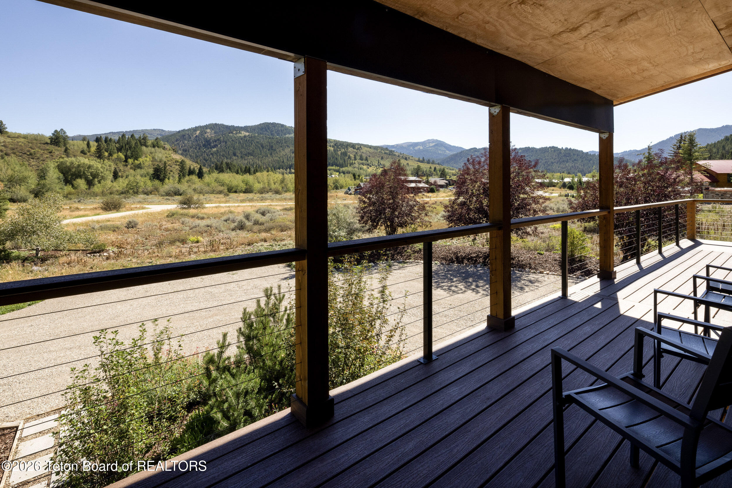 1135 TAYLOR MTN Drive