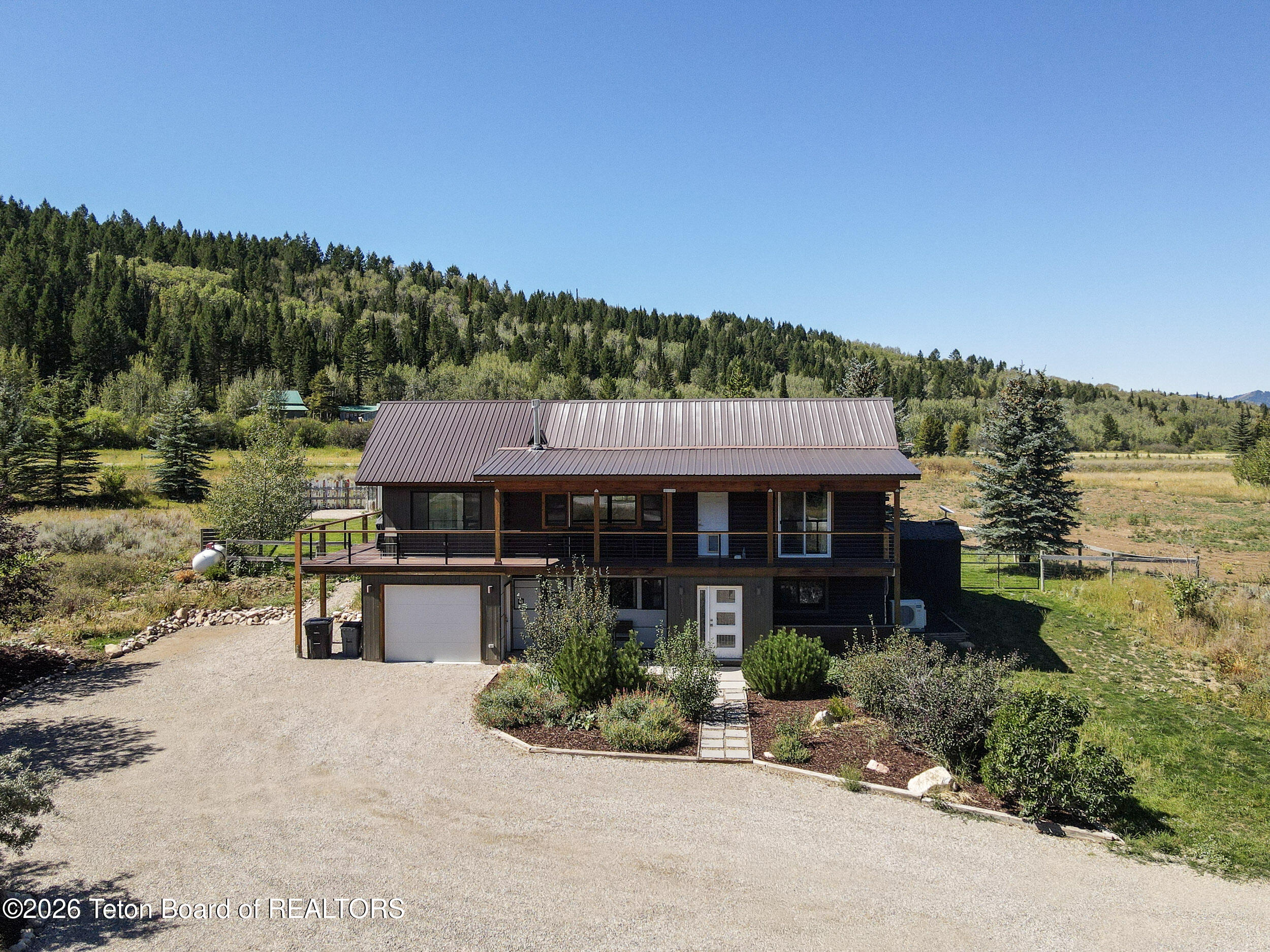1135 TAYLOR MTN Drive