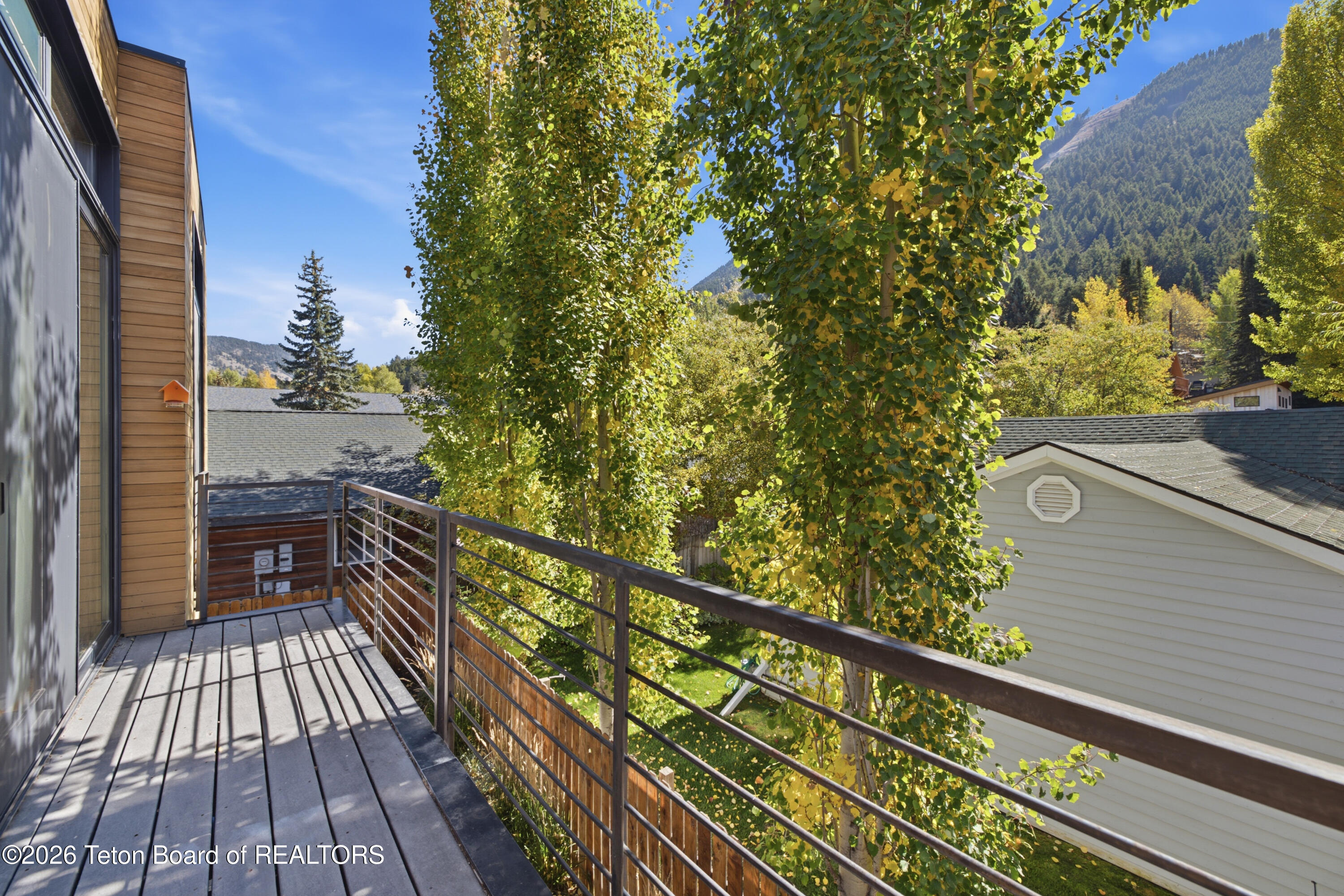 670 S MILLWARD Street