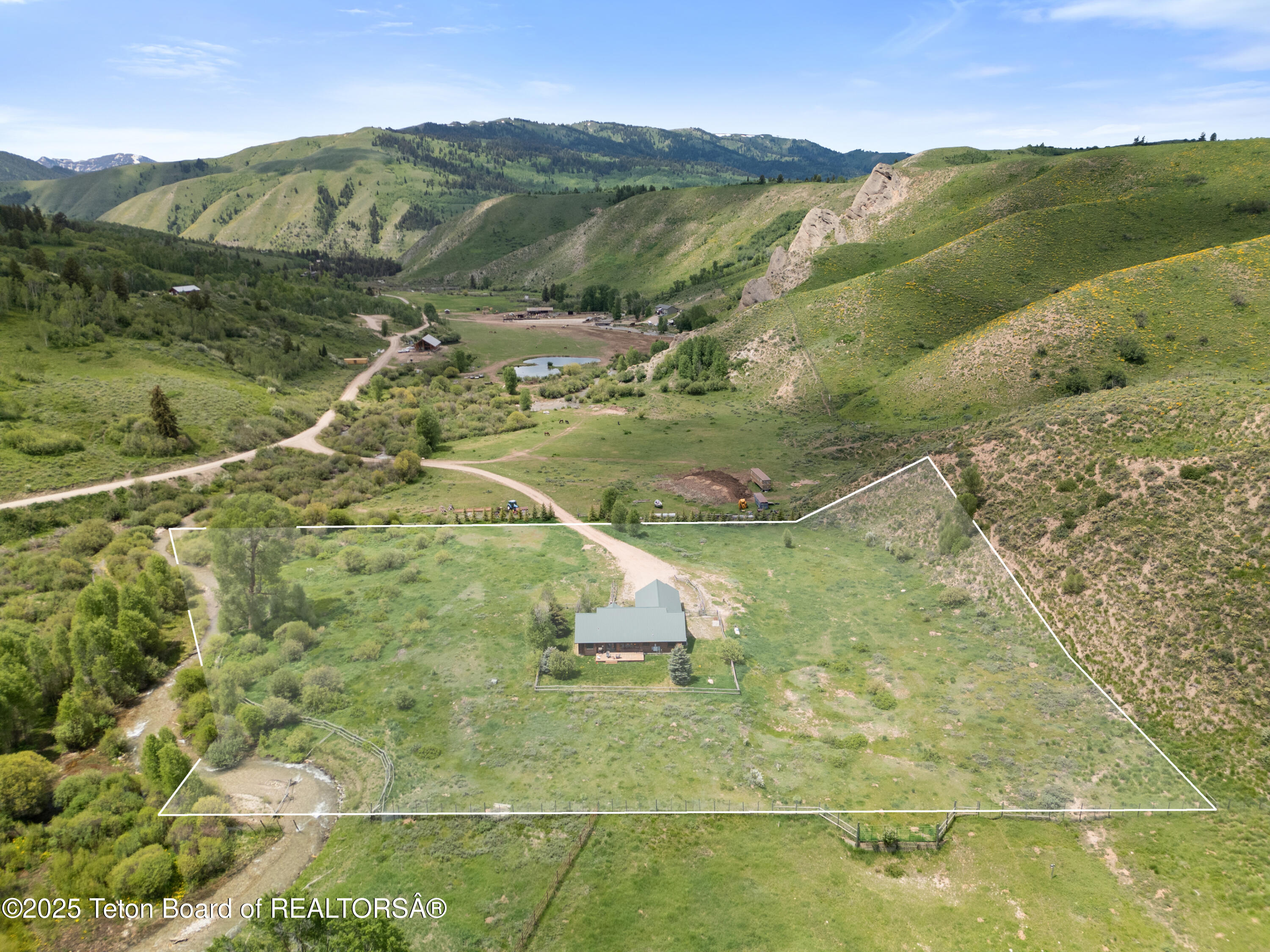 3355 E HORSE CREEK Road