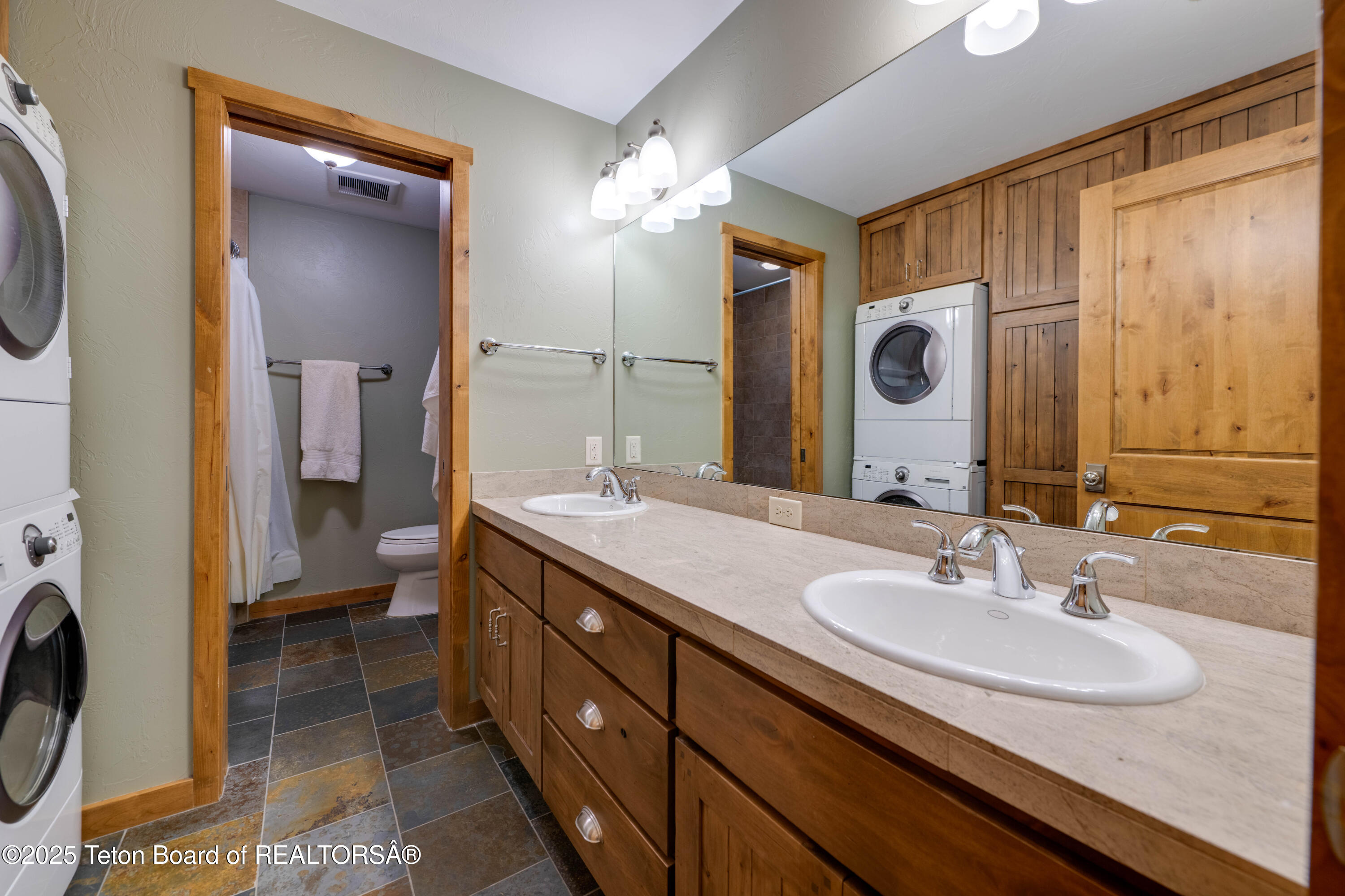 4450 BERRY Drive 39 1-2