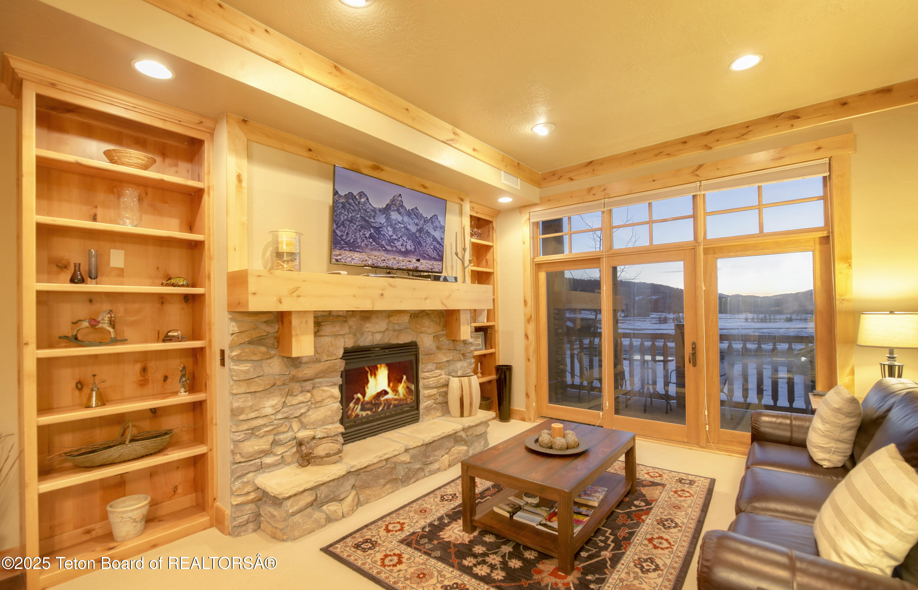 122 HASTINGS Drive 207