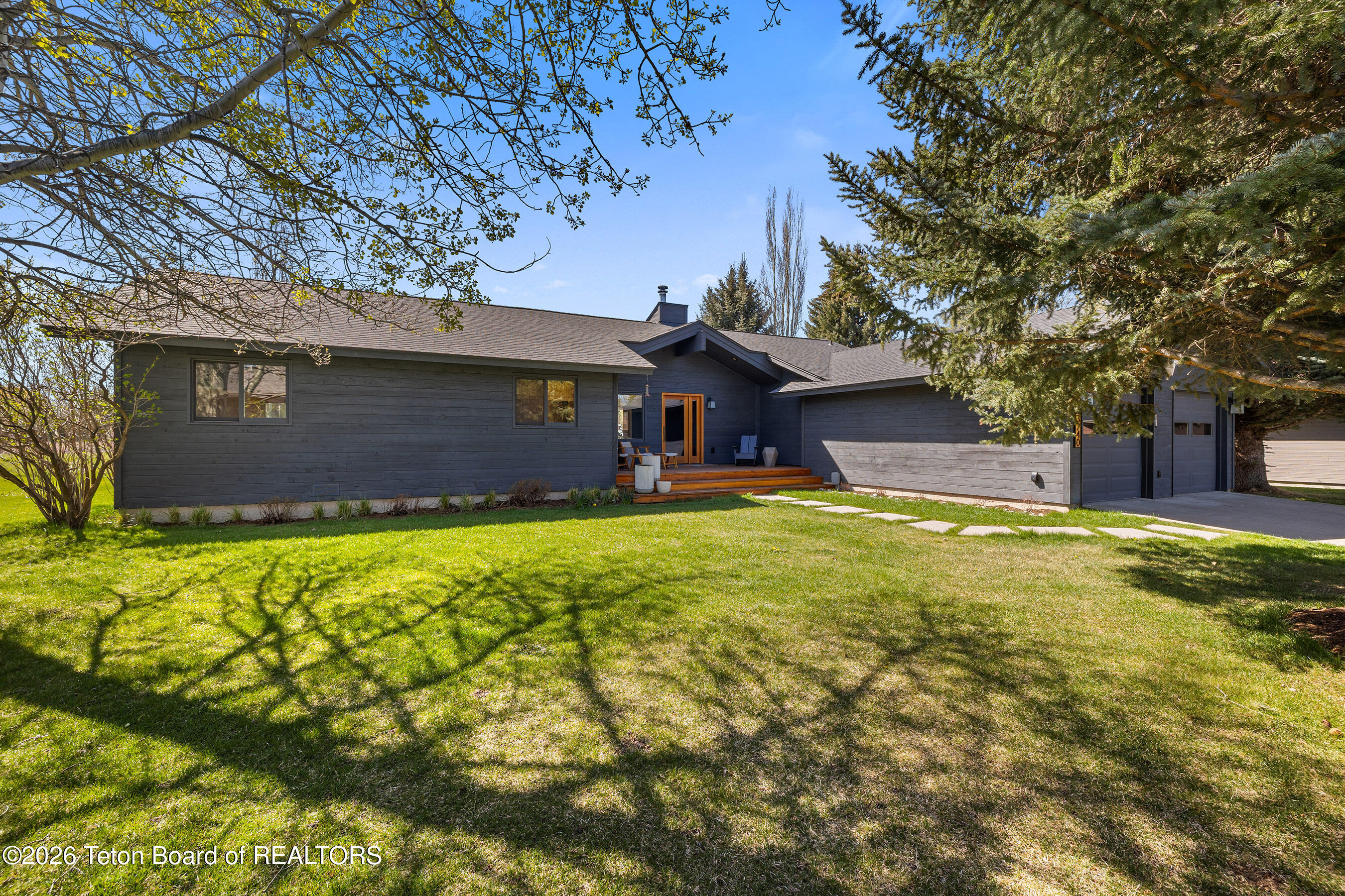3240 S DOUBLE TREE Drive
