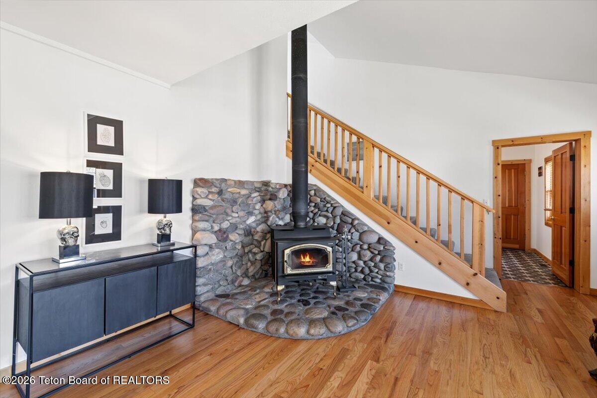 365 E BROADWAY Avenue