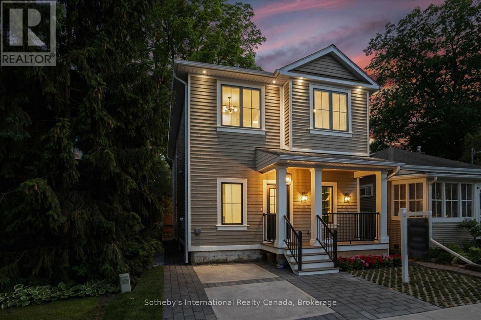 152 CHISHOLM STREET