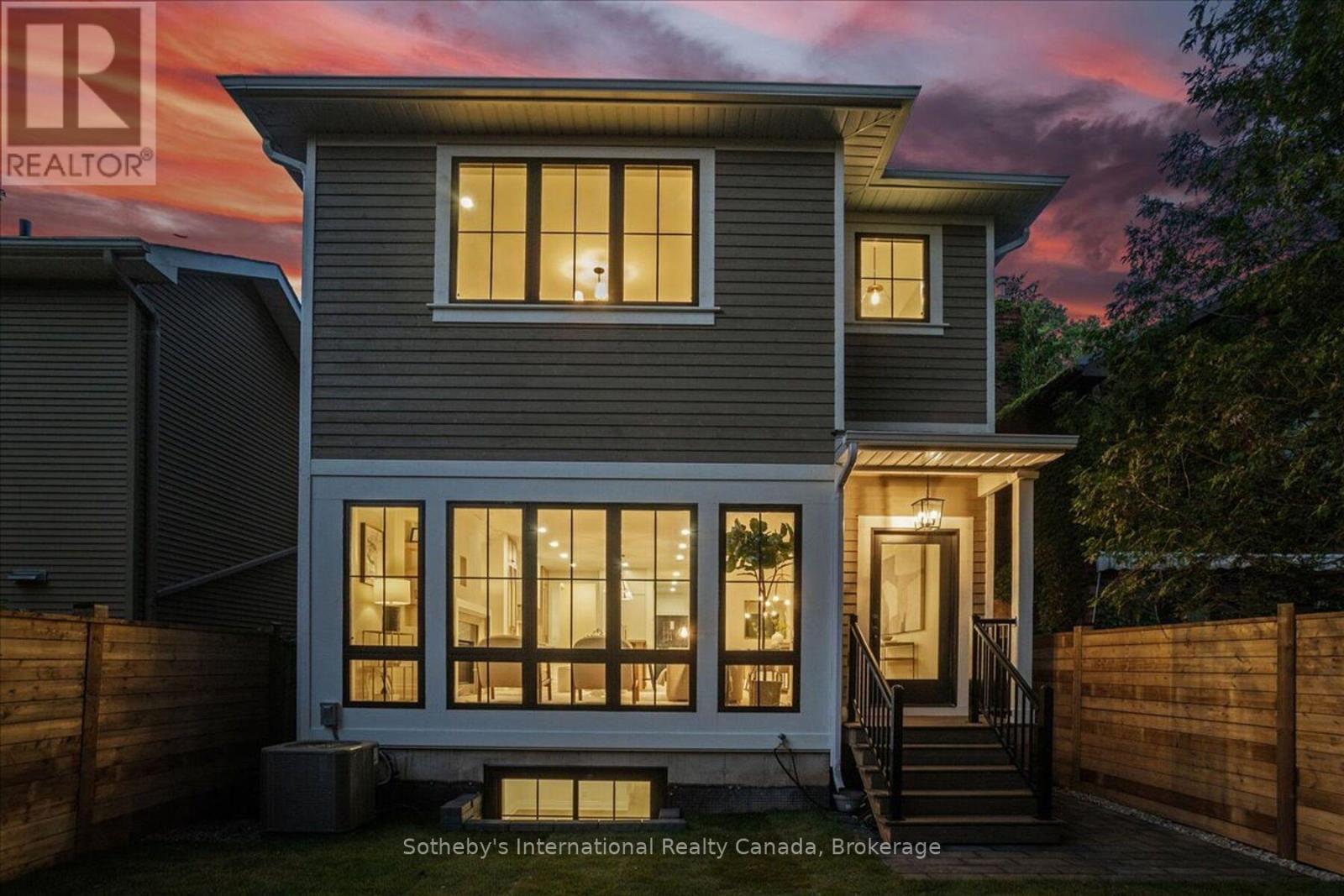 152 CHISHOLM STREET