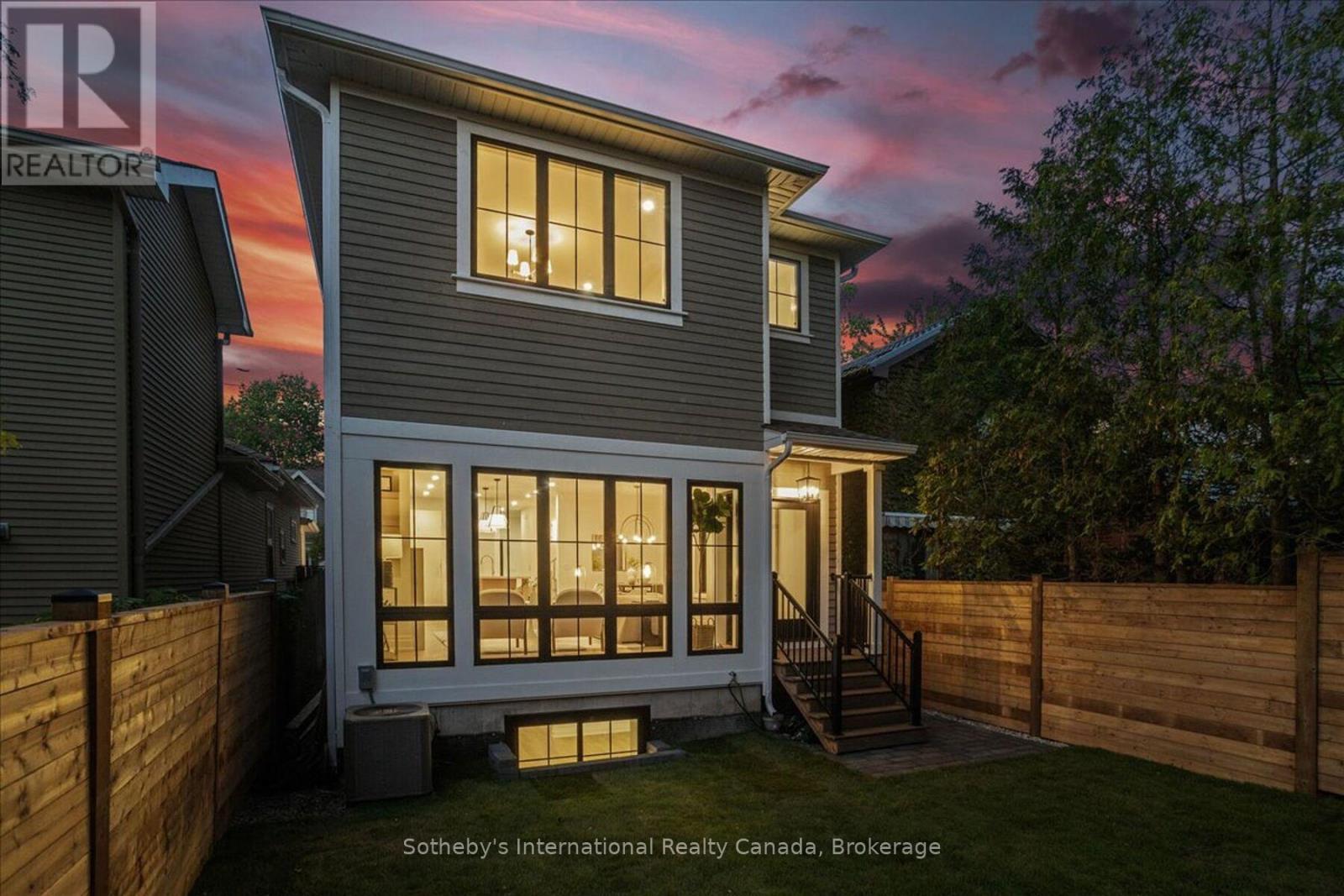 152 CHISHOLM STREET