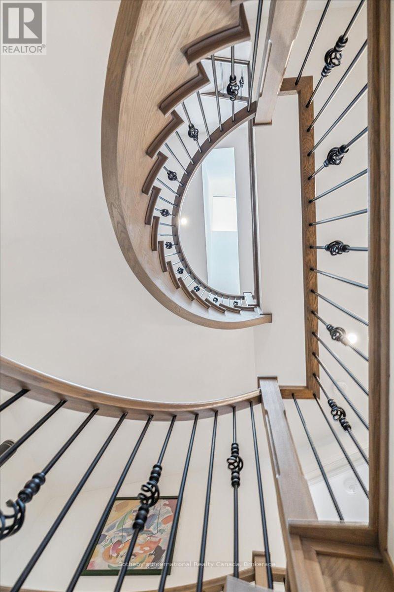 10 SOUTHWIND TERRACE