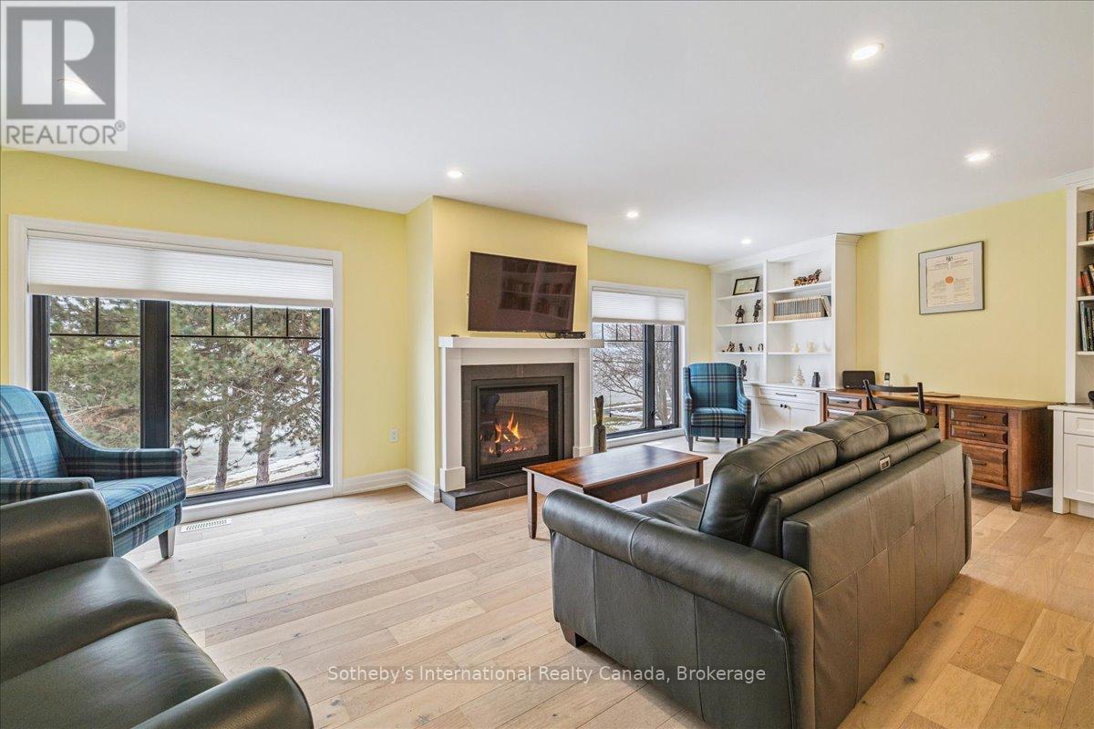 10 SOUTHWIND TERRACE