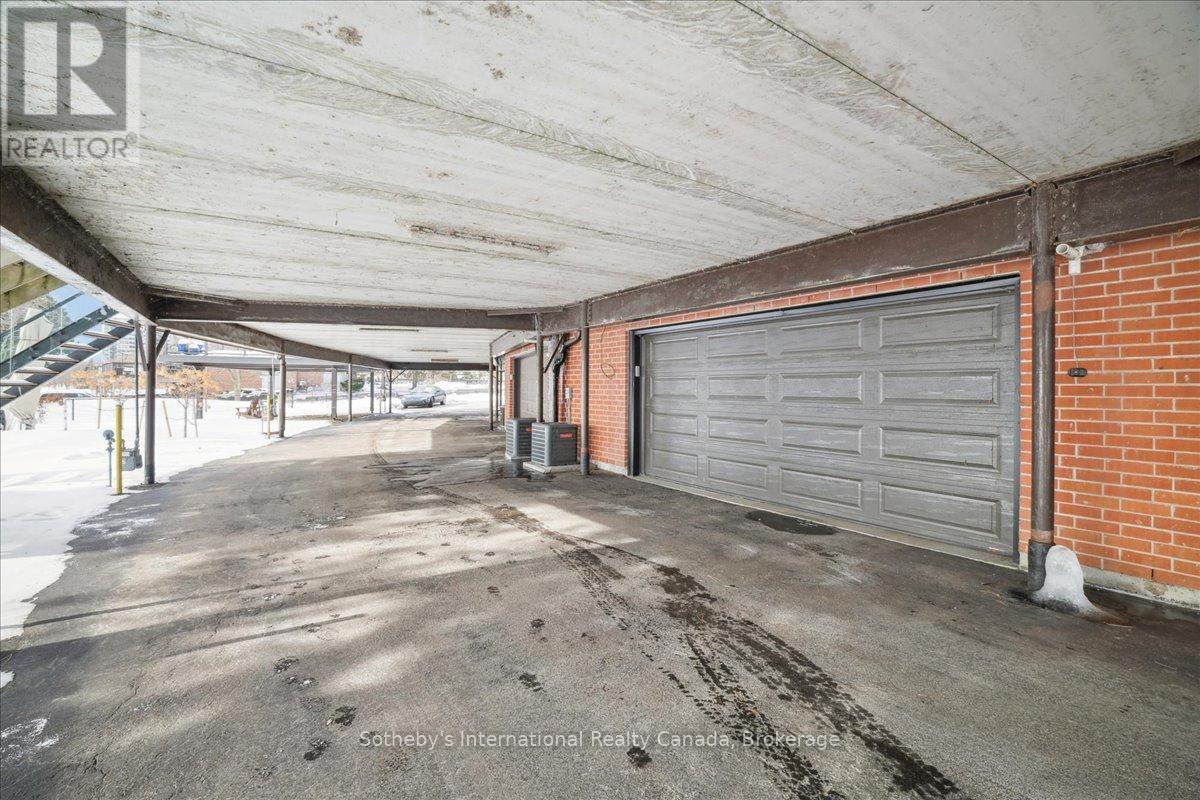 10 SOUTHWIND TERRACE