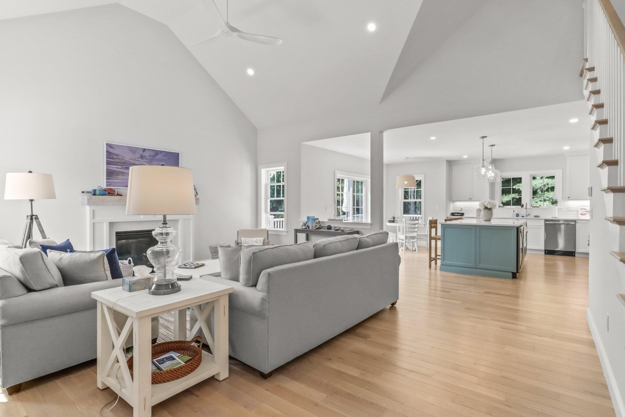 88 Cobblestone Circle