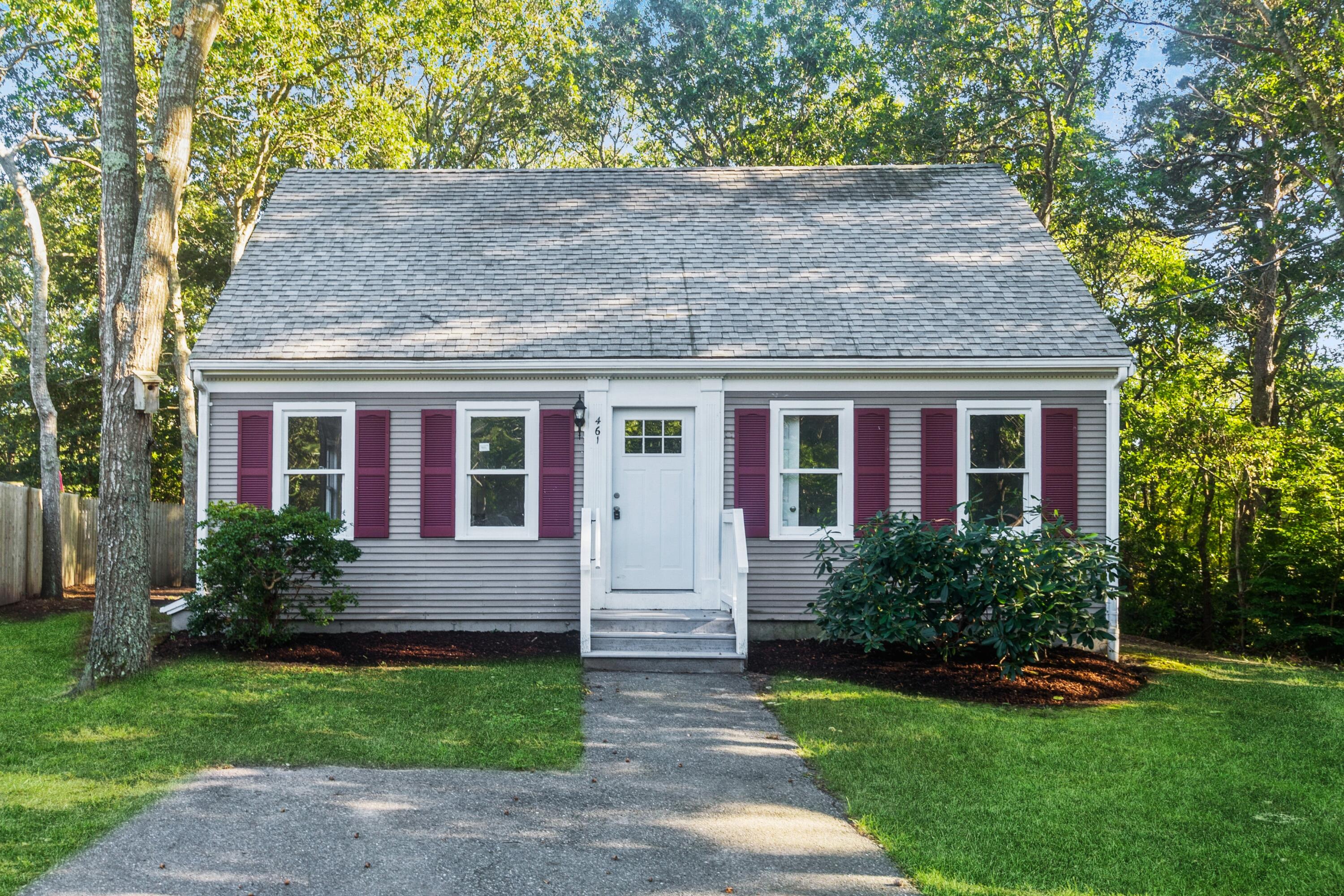 461 Bishops Terrace