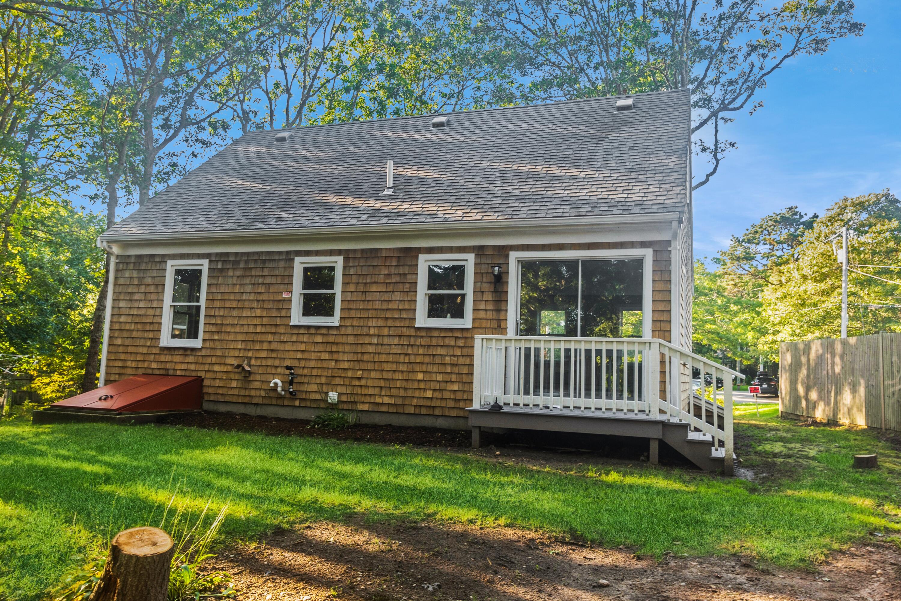 461 Bishops Terrace
