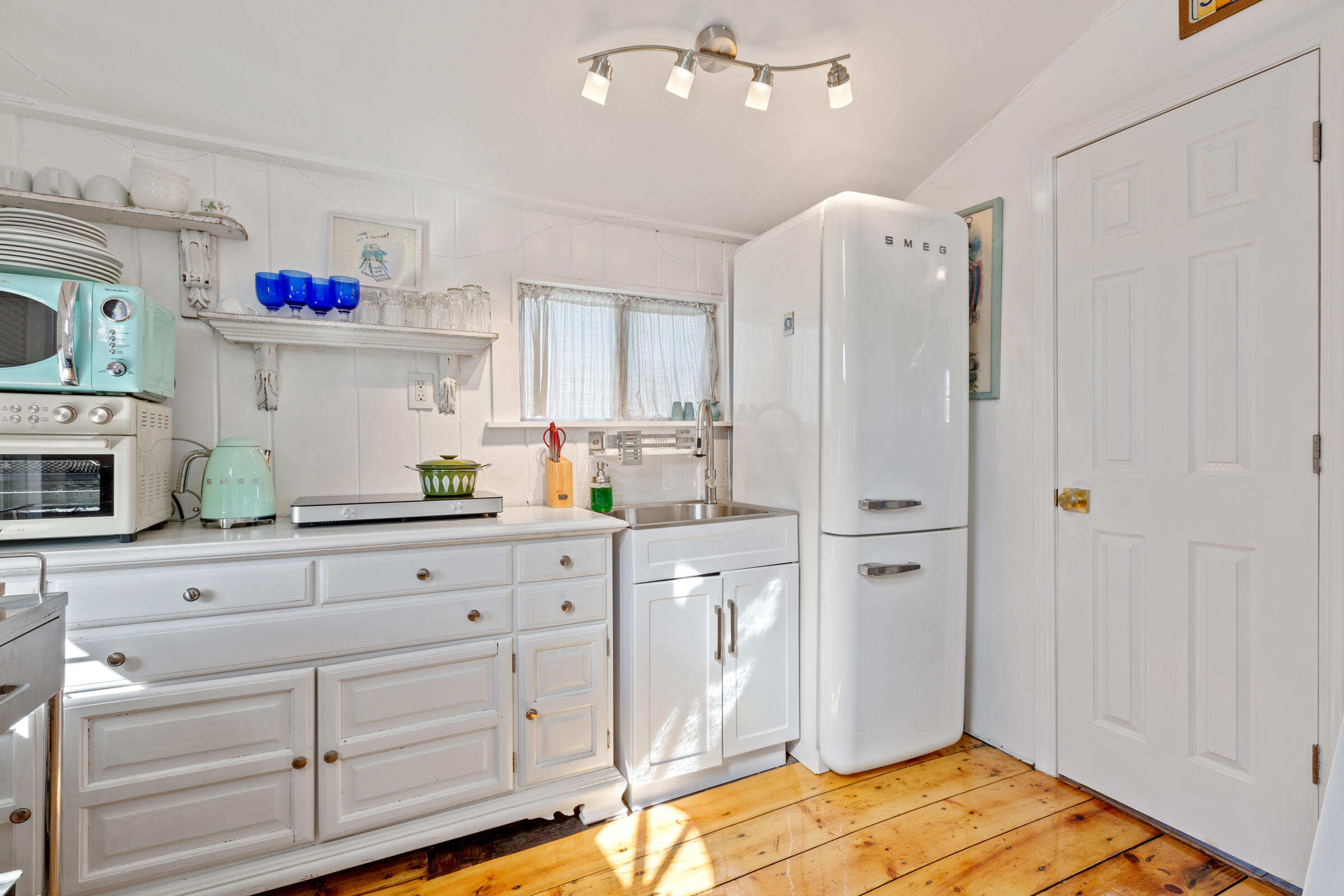 21 Dewey Avenue # U1