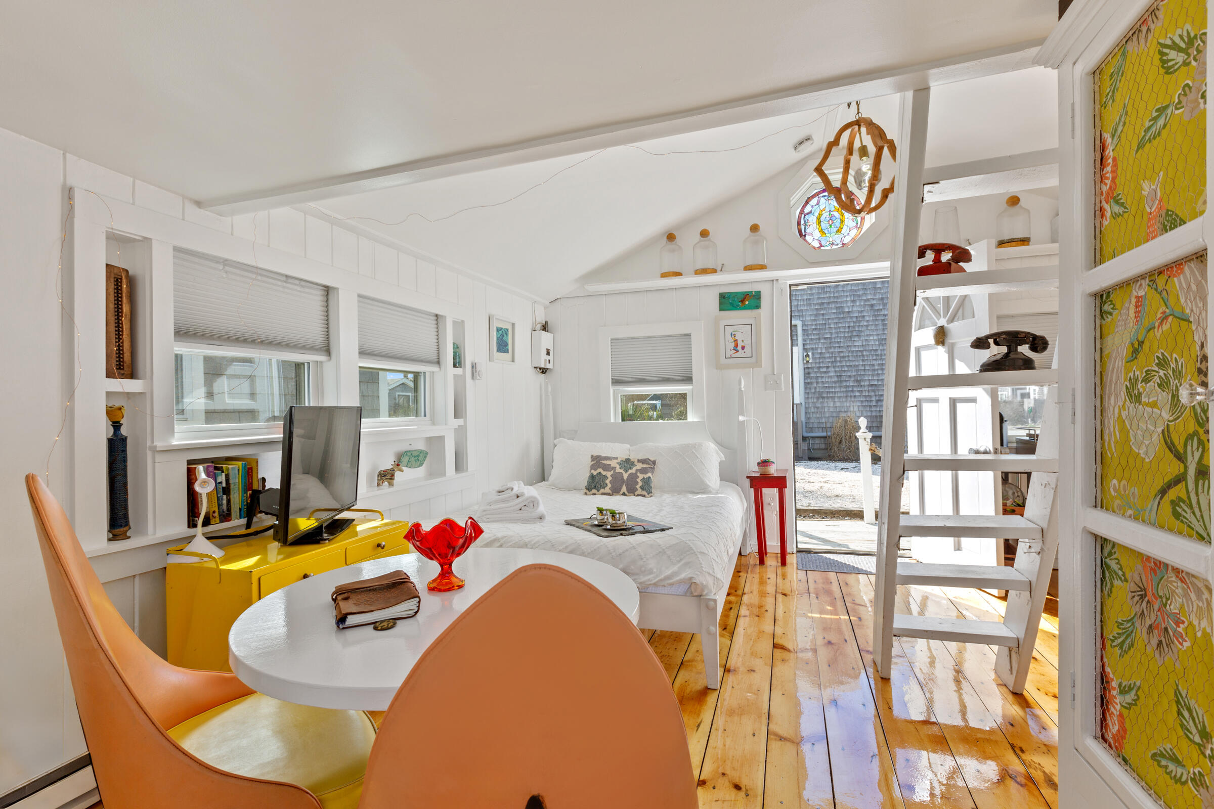 21 Dewey Avenue # U1