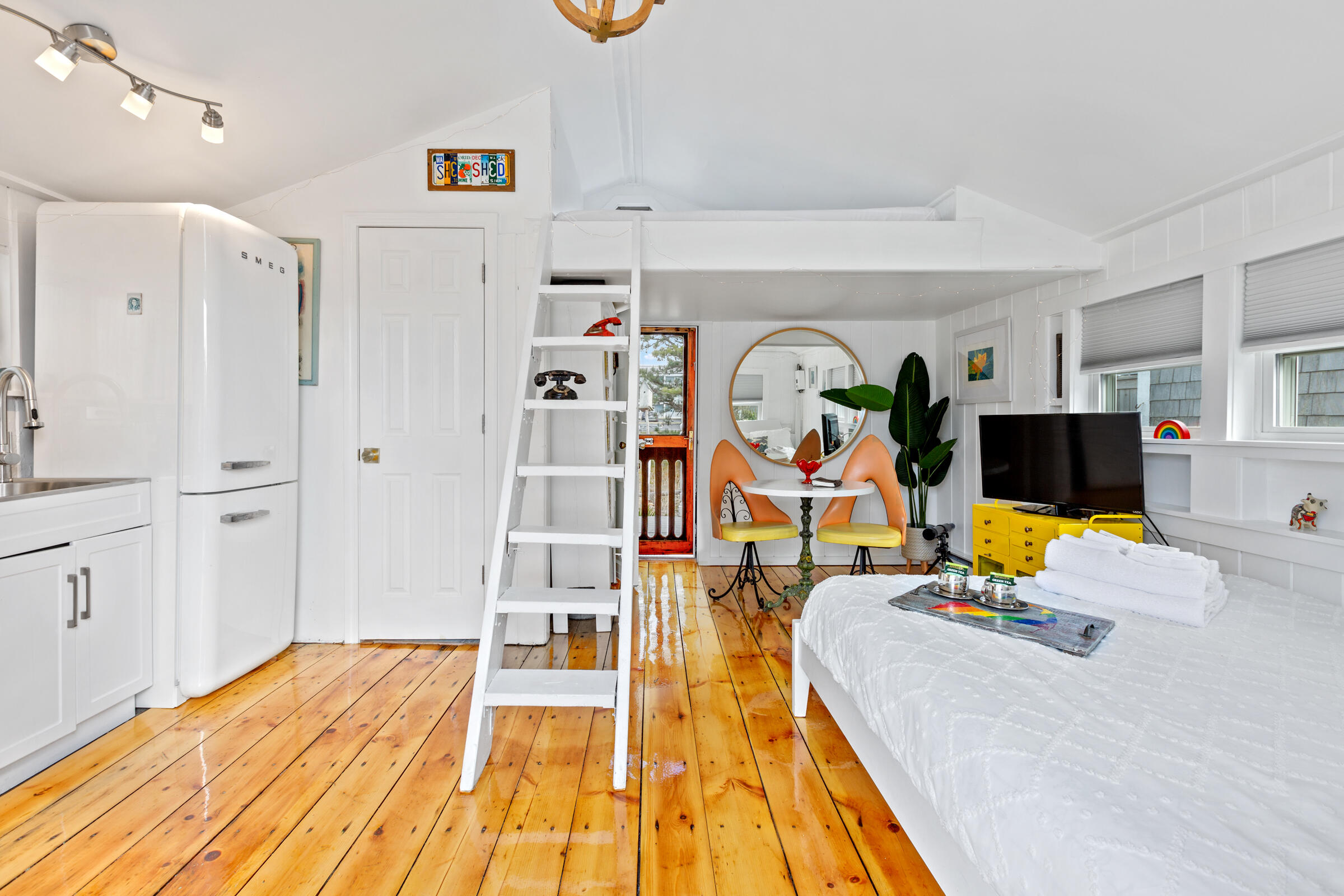 21 Dewey Avenue # U1