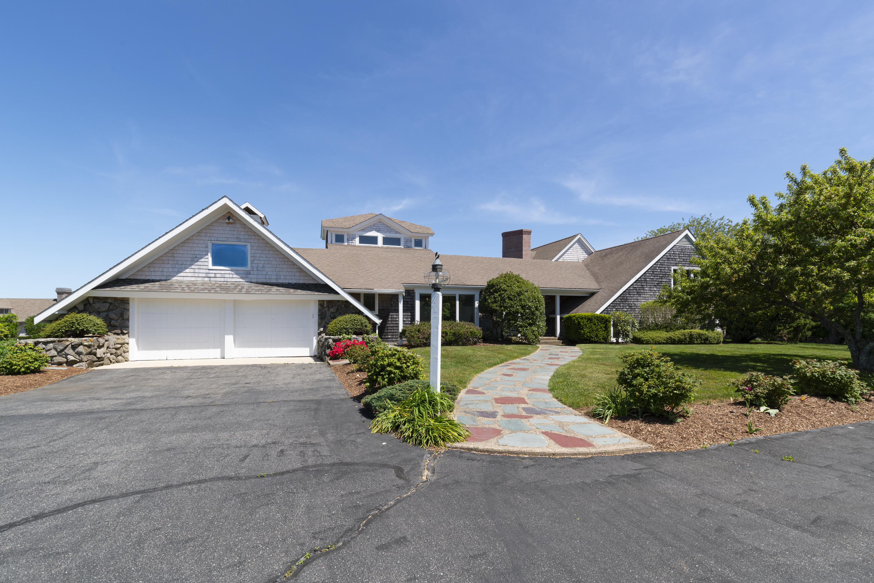 27 Grandview Drive