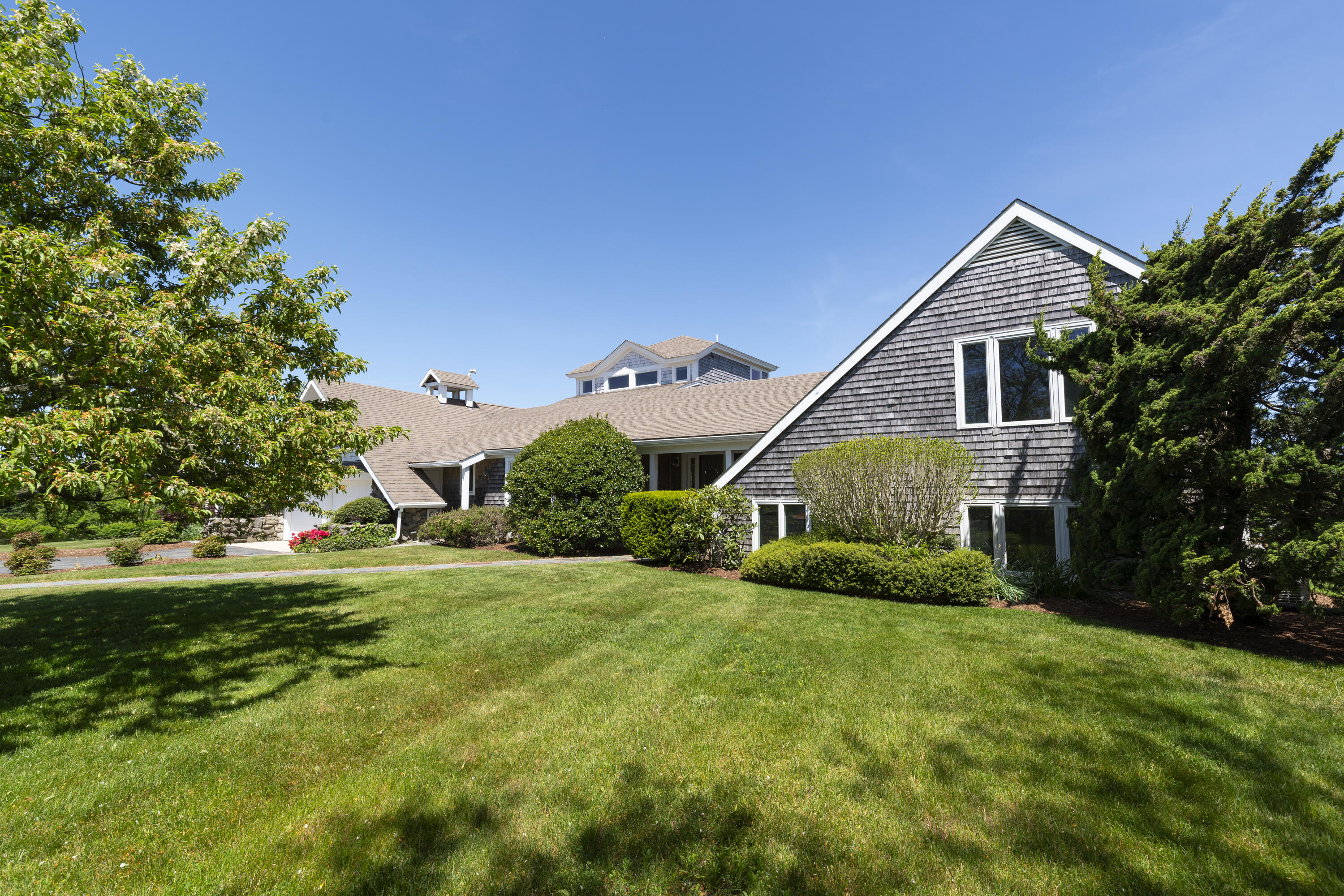 27 Grandview Drive