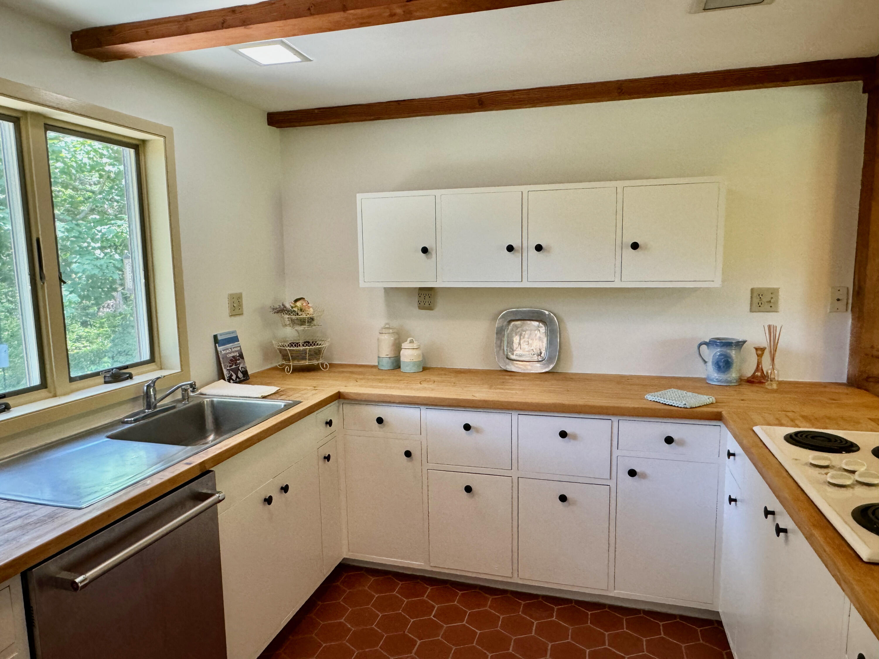 24 Camp Road