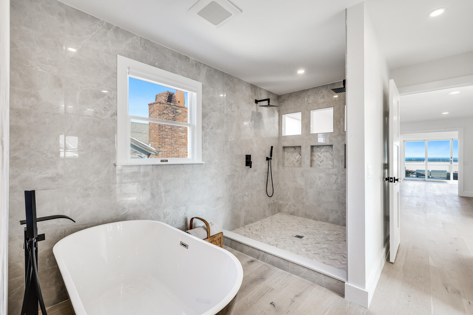 371 Commercial Street # U10