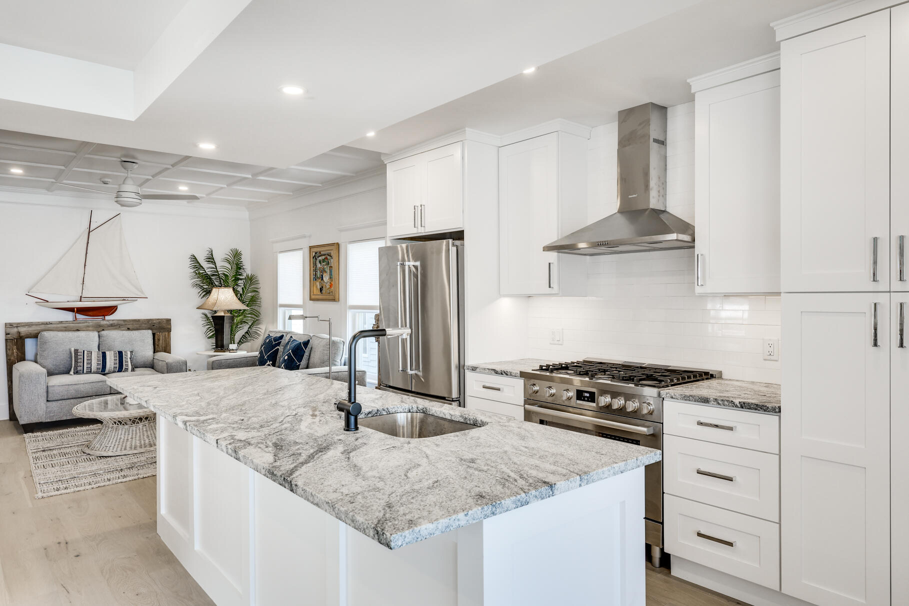 371 Commercial Street # U10