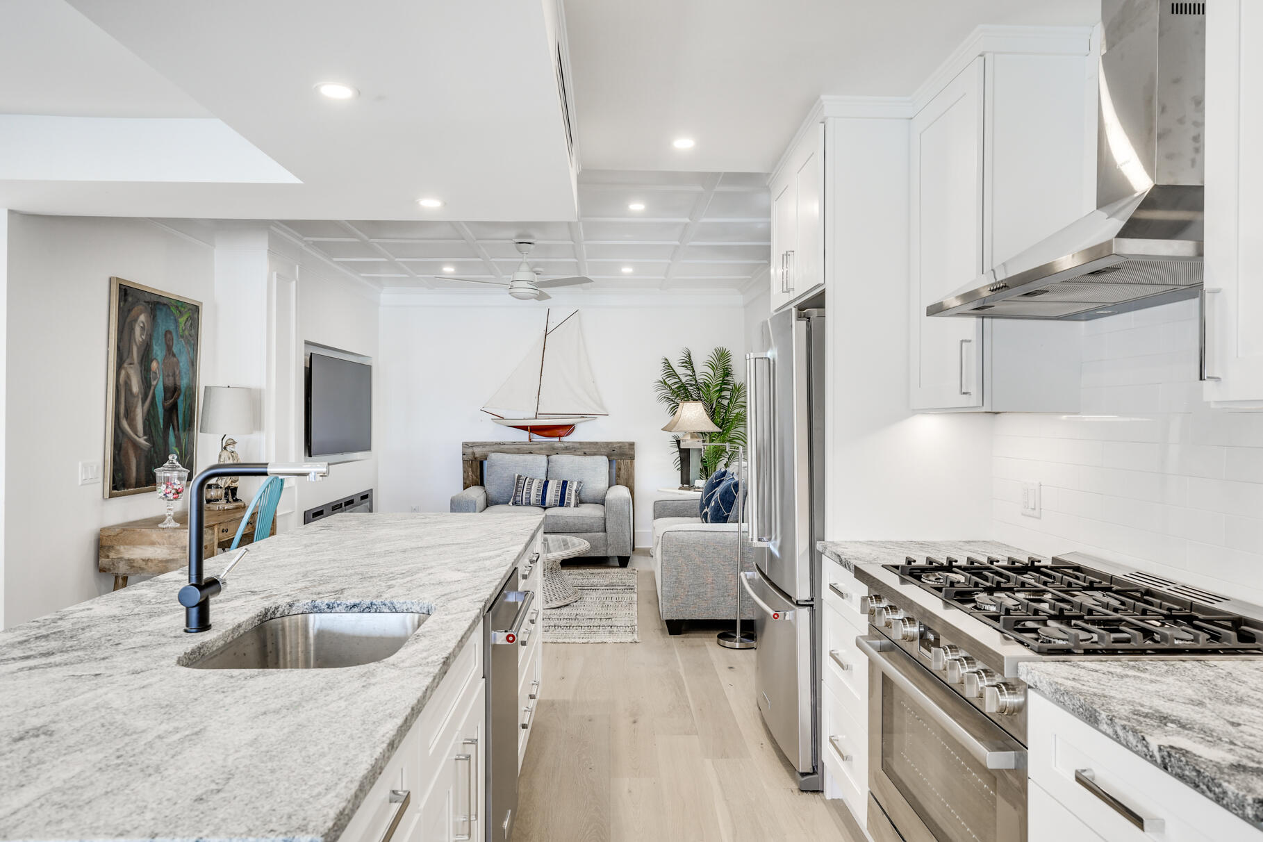 371 Commercial Street # U10