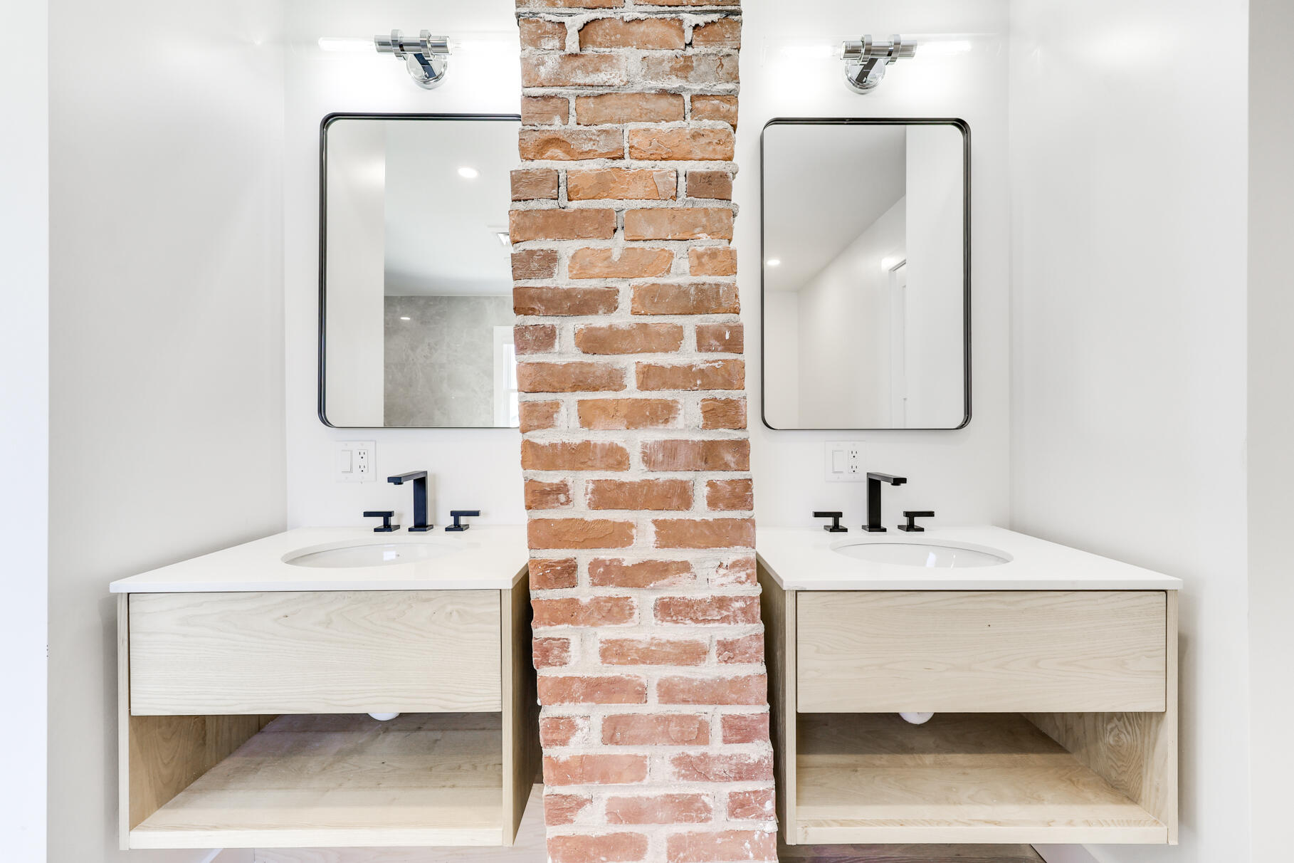 371 Commercial Street # U10