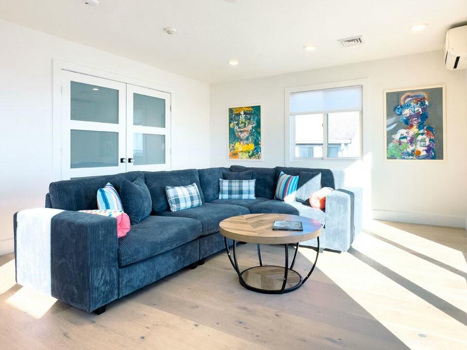 371 Commercial Street # U10