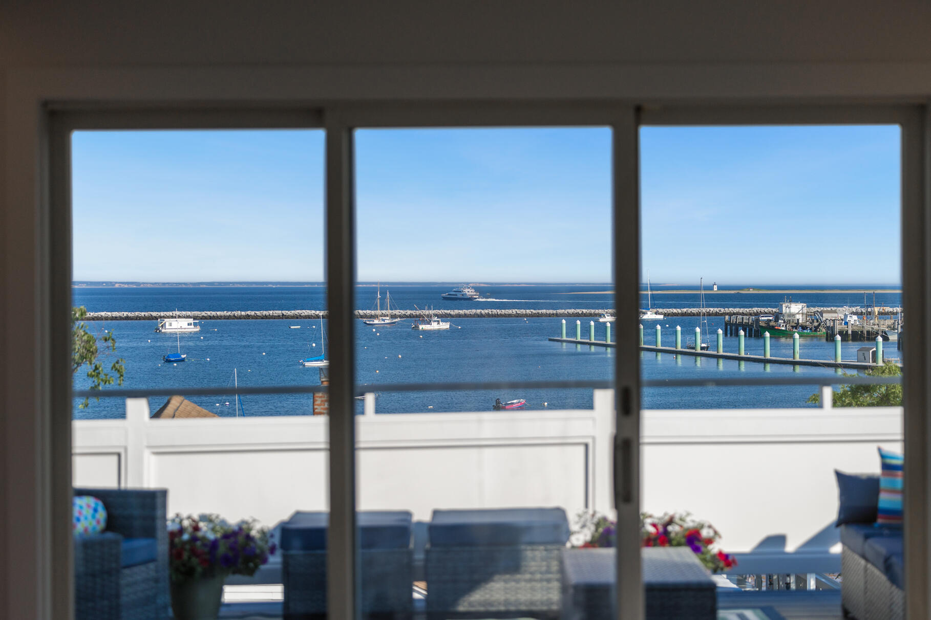 371 Commercial Street # U10