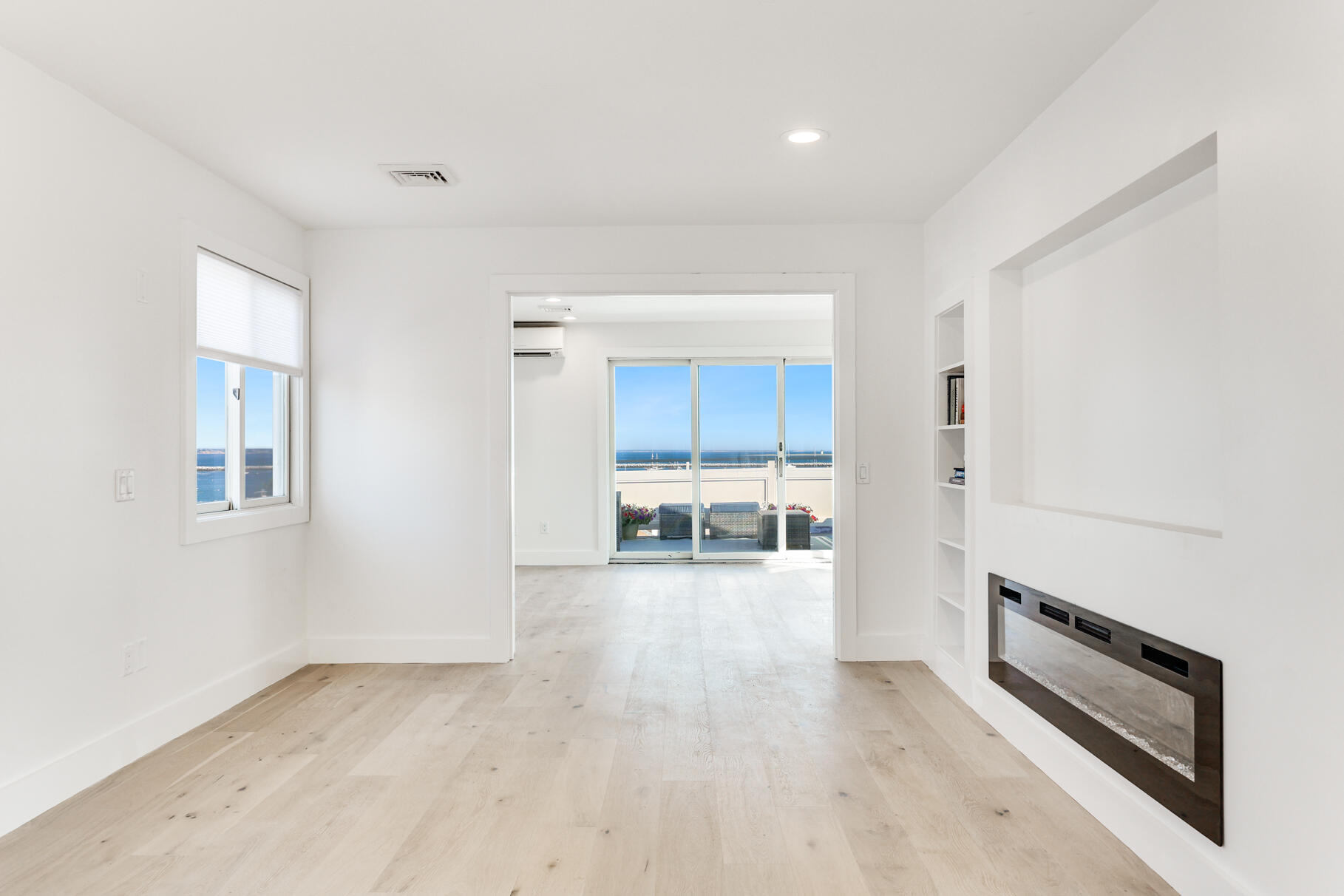 371 Commercial Street # U10