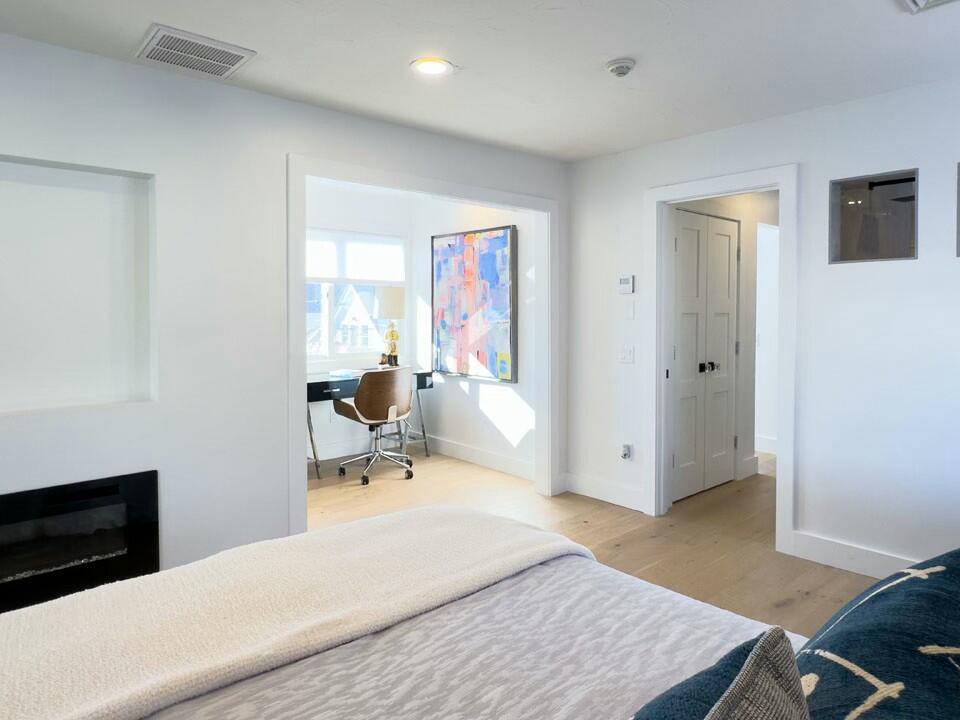 371 Commercial Street # U10