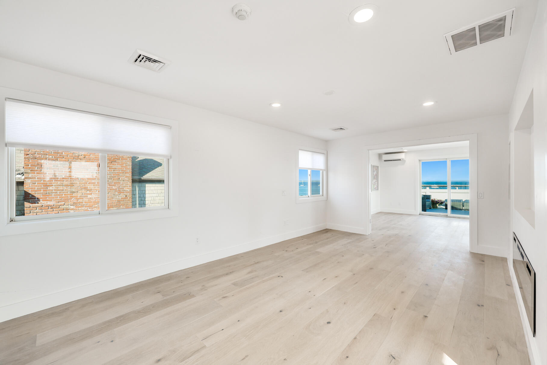 371 Commercial Street # U10