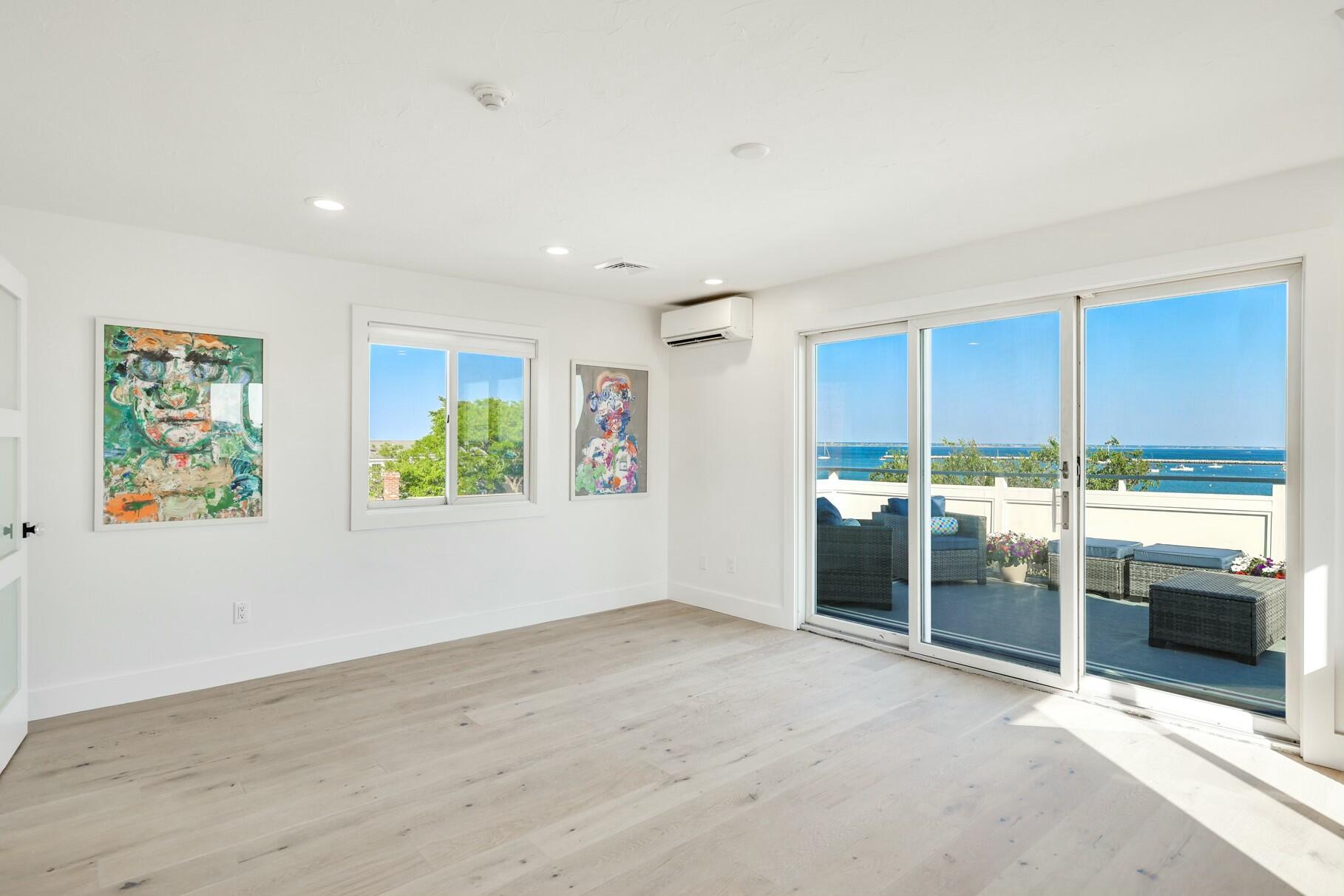 371 Commercial Street # U10