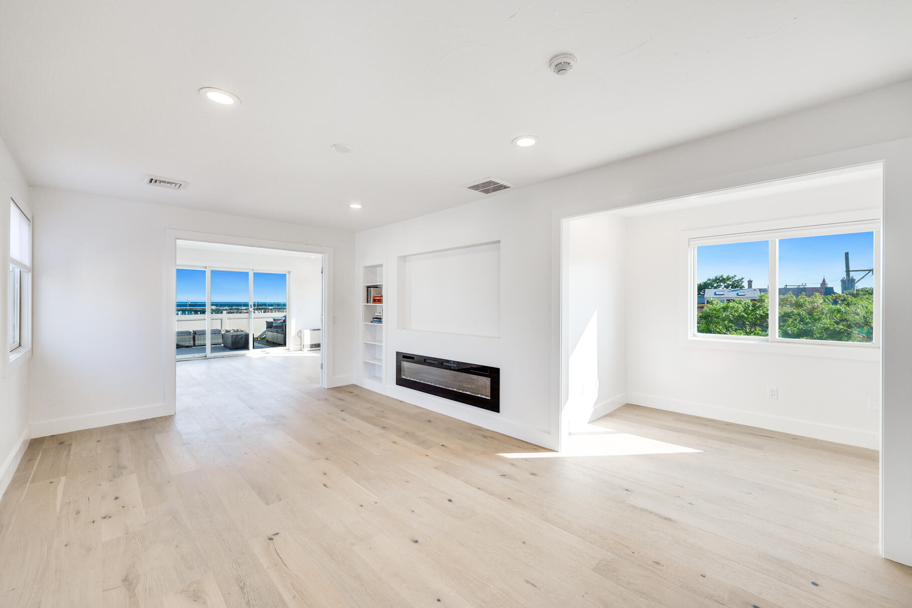 371 Commercial Street # U10