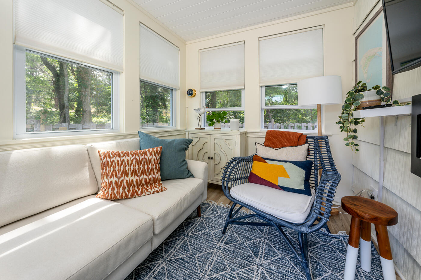 82 Shore Road # 8